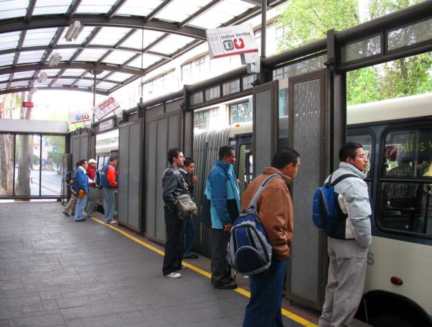 Bus Rapid Transit in Mexico City station