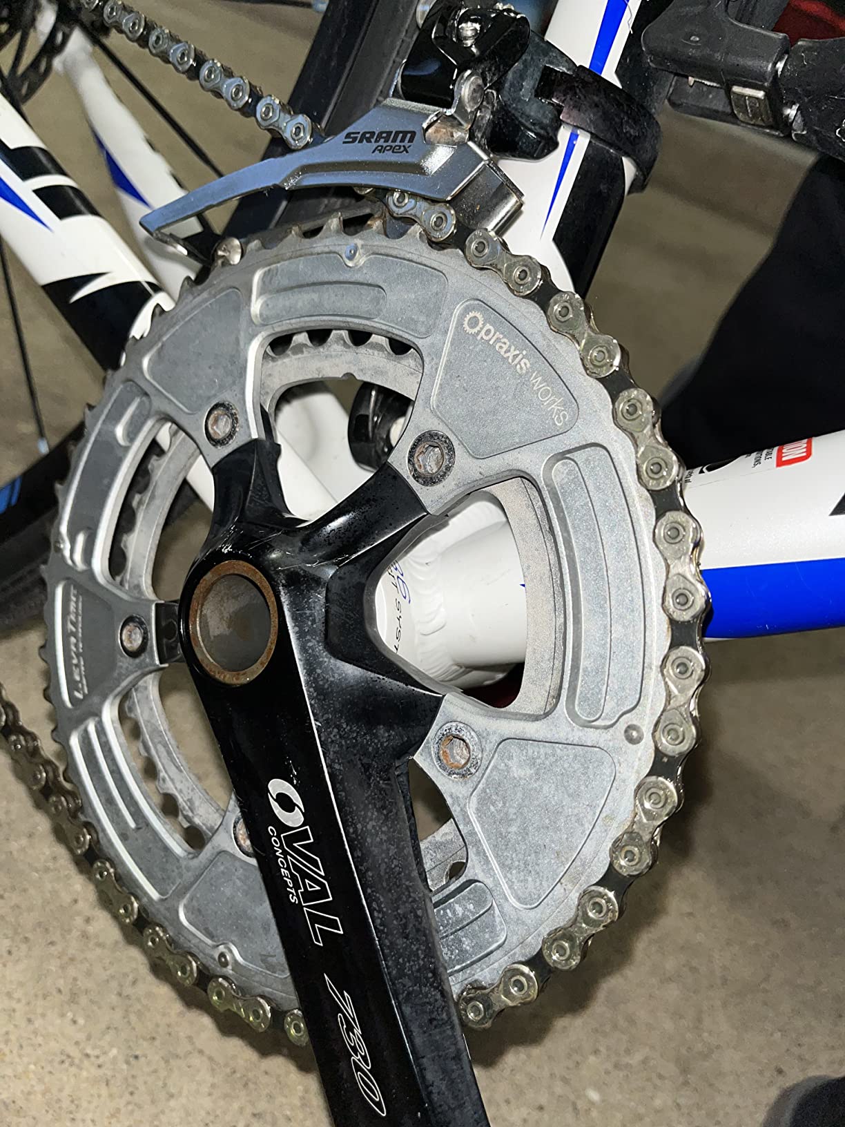 Finish Line Grunge Brush Bike Chain & Gear Cleaner - Dual-Sided Bristles for Chains, Cassettes & Hard-to-Reach Areas customer photo 2