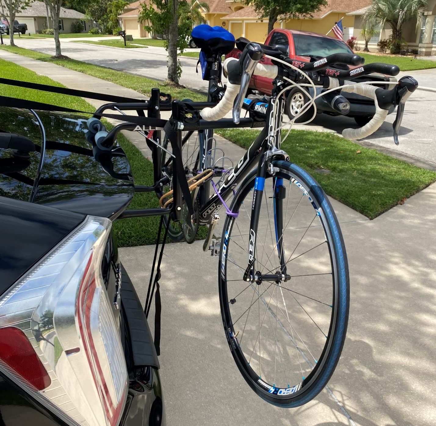 Allen Deluxe 3-Bike Trunk Mount Rack customer photo 1