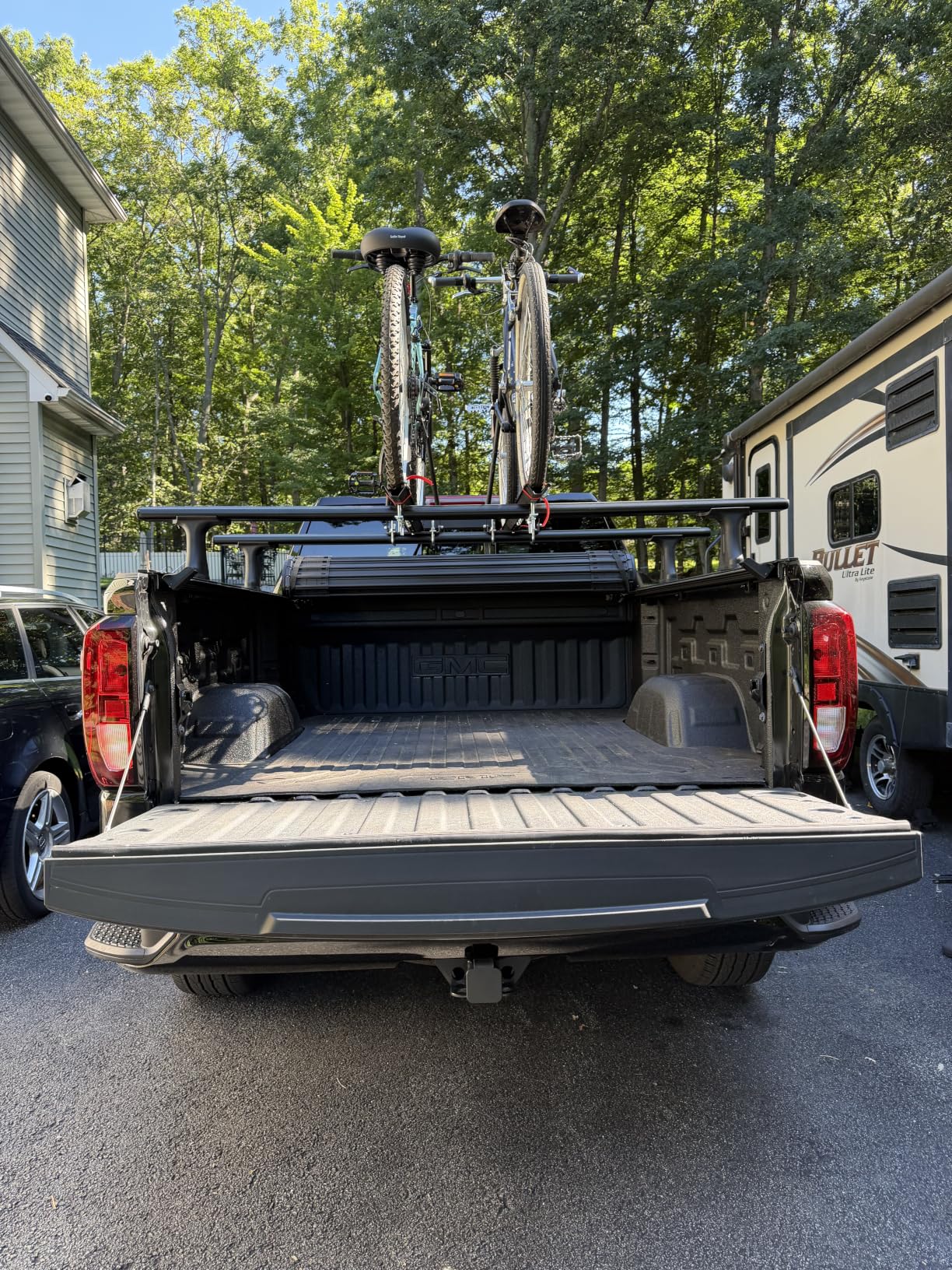 Swagman Upright Roof Mount Bike Rack - Rooftop Upright Bike Carrier customer photo 1
