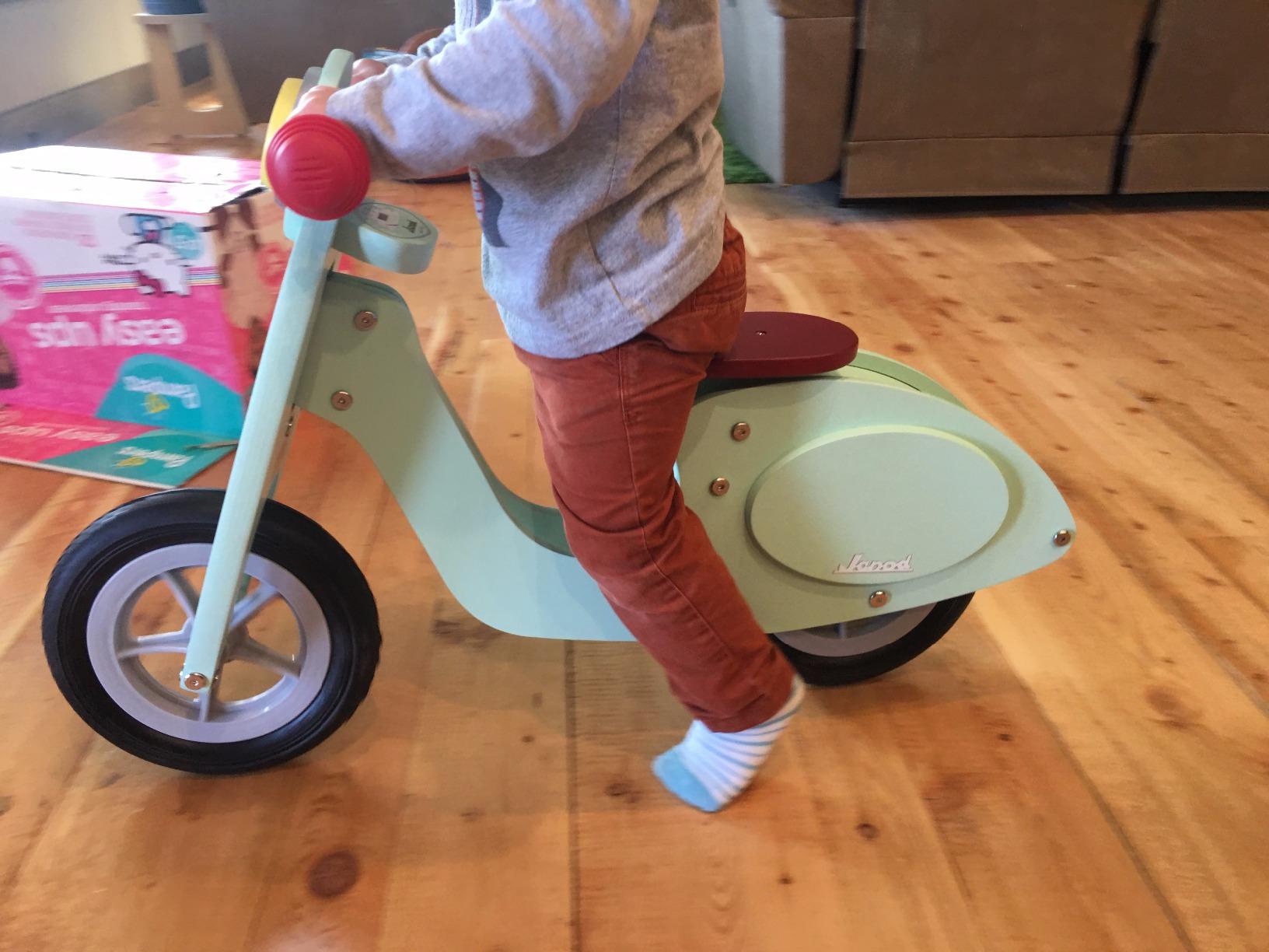 Janod Wooden Scooter Balance Bike customer photo 2