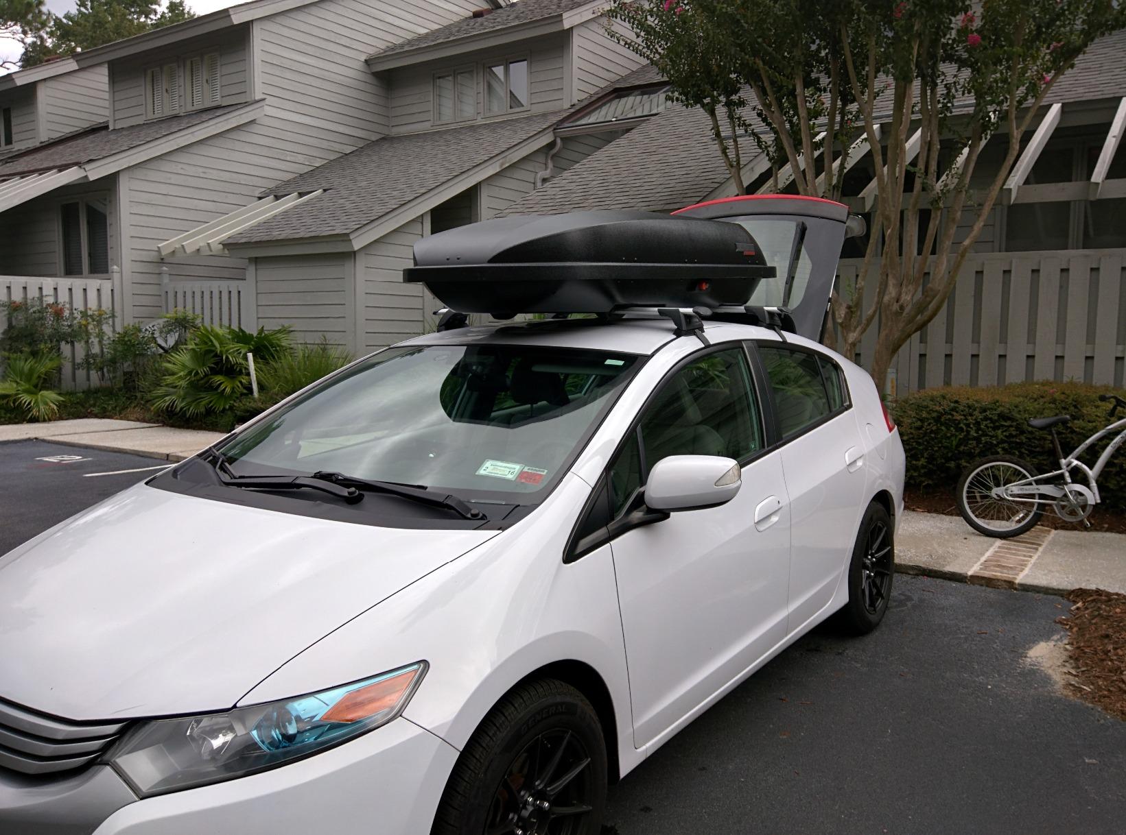 Yakima RocketBox Pro 14, Multi-Sport Rooftop Cargo Box for Cars, Wagons and SUVs (adds 14 Cubic ft. of Storage) customer photo 1