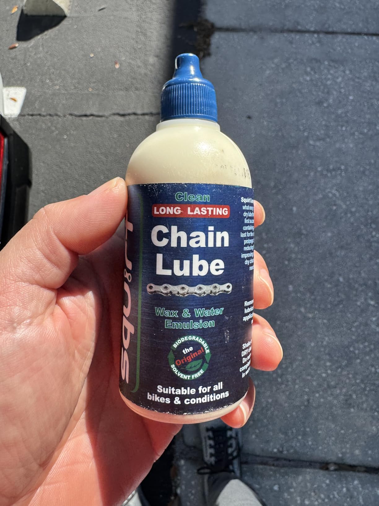 Squirt Chain Lube for Bikes 120 ml - Long-Lasting Lubricant for All Bike Chains - All-Weather Dry Bike Chain Lube to Reduce Noise & Chainsuck customer photo 2