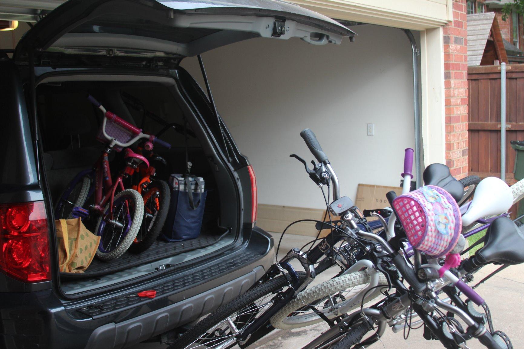 Allen Sports Premier Hitch Mounted 5-Bike Carrier, Model S555, Black customer photo 2