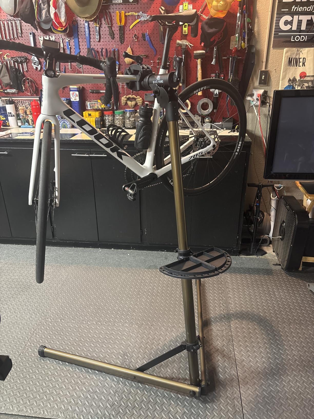 BikeHand Bike Repair Stand - Home Portable Bicycle Mechanics Workstand - for Mountain MTB Road Bikes Maintenance - Max. 55 lbs customer photo 2