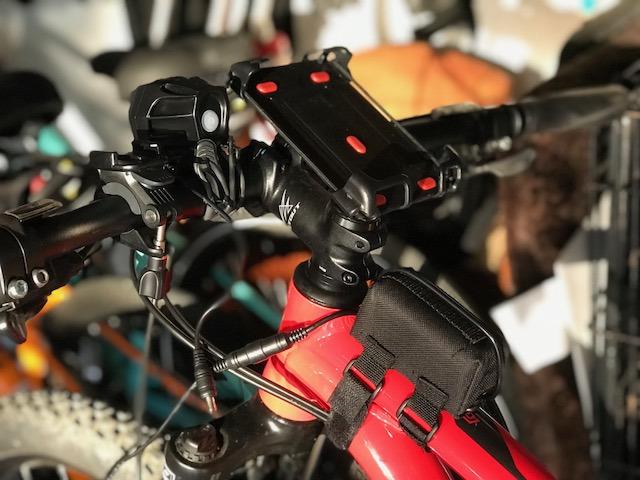 BRIGHT EYES Helios Fully Waterproof 1600 Lumen Rechargeable Mountain, Road Bike, MX Headlight, 6400mAh External Battery (Now 4+ Hours on Bright Beam) - Included: Free Diffuser Lens and Free Taillight customer photo 2