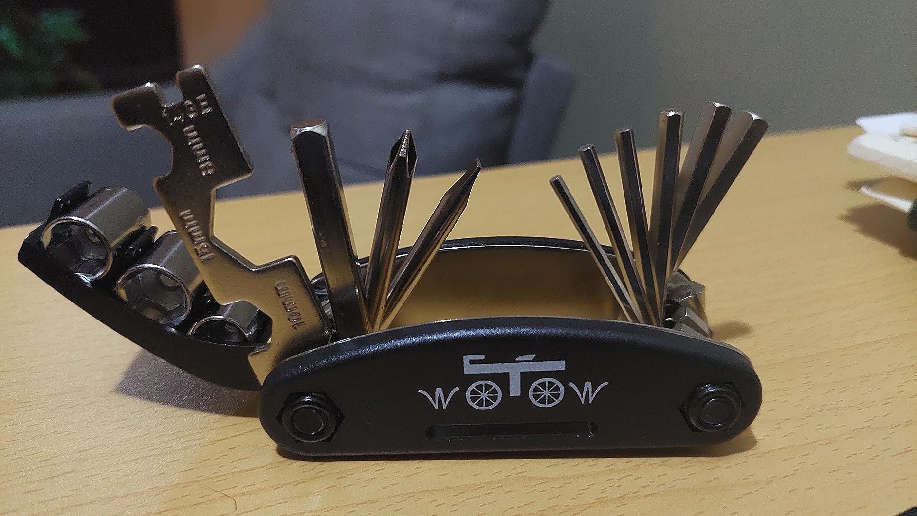 WOTOW Bike Repair Tool Kit, 16 in 1 Bicycle Multitool with Tire Levers Hex Spoke Wrench customer photo 2