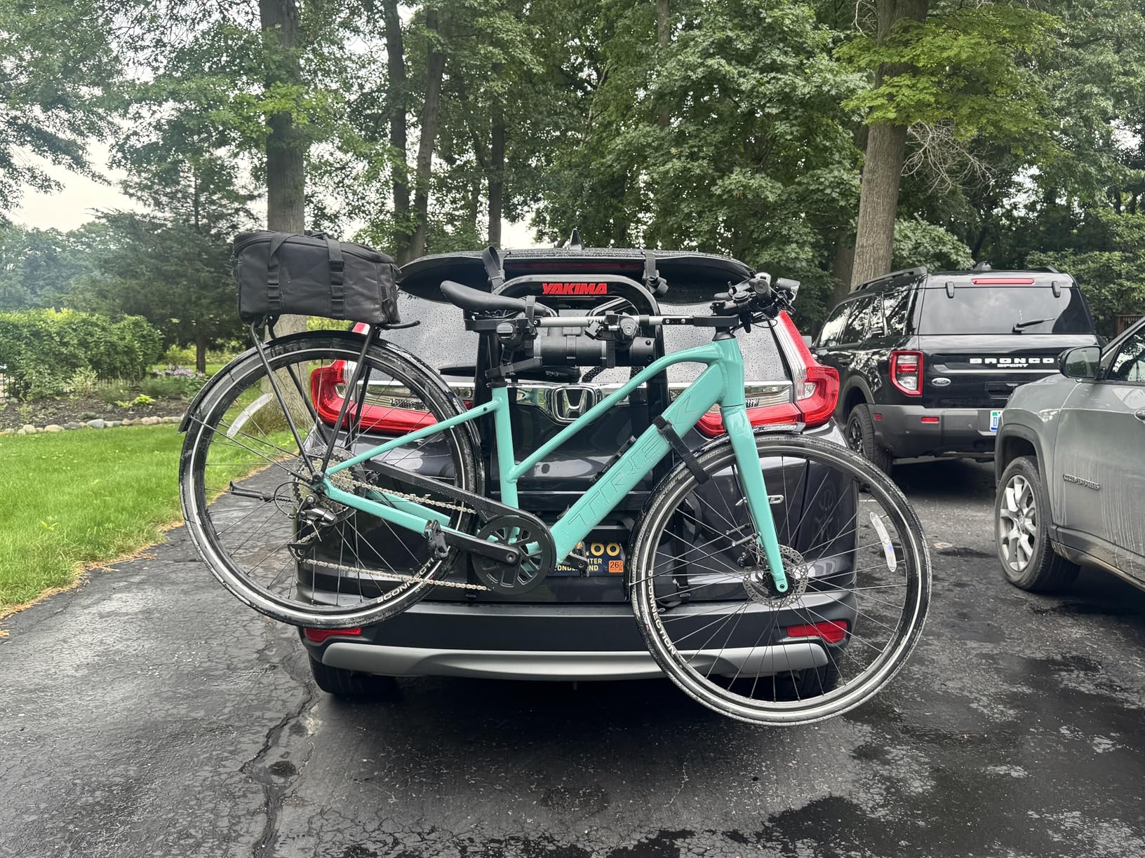 Yakima FullBack 3 Premium Trunk Bike Rack, Holds 3 Bikes, Tool-Free Installation customer photo 1