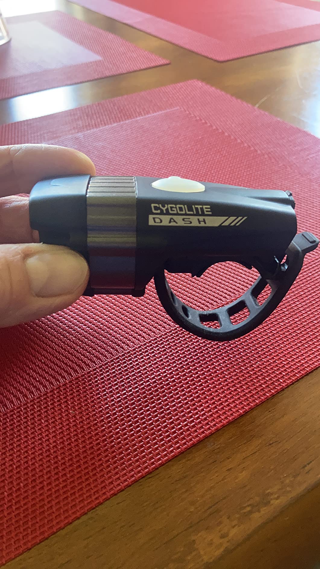 Cygolite Dash Pro 600 Lumen Bicycle Light - 5 Night & 3 Daytime Modes - Ultra Compact - IP64 Water Resistant - USB Rechargeable customer photo 1