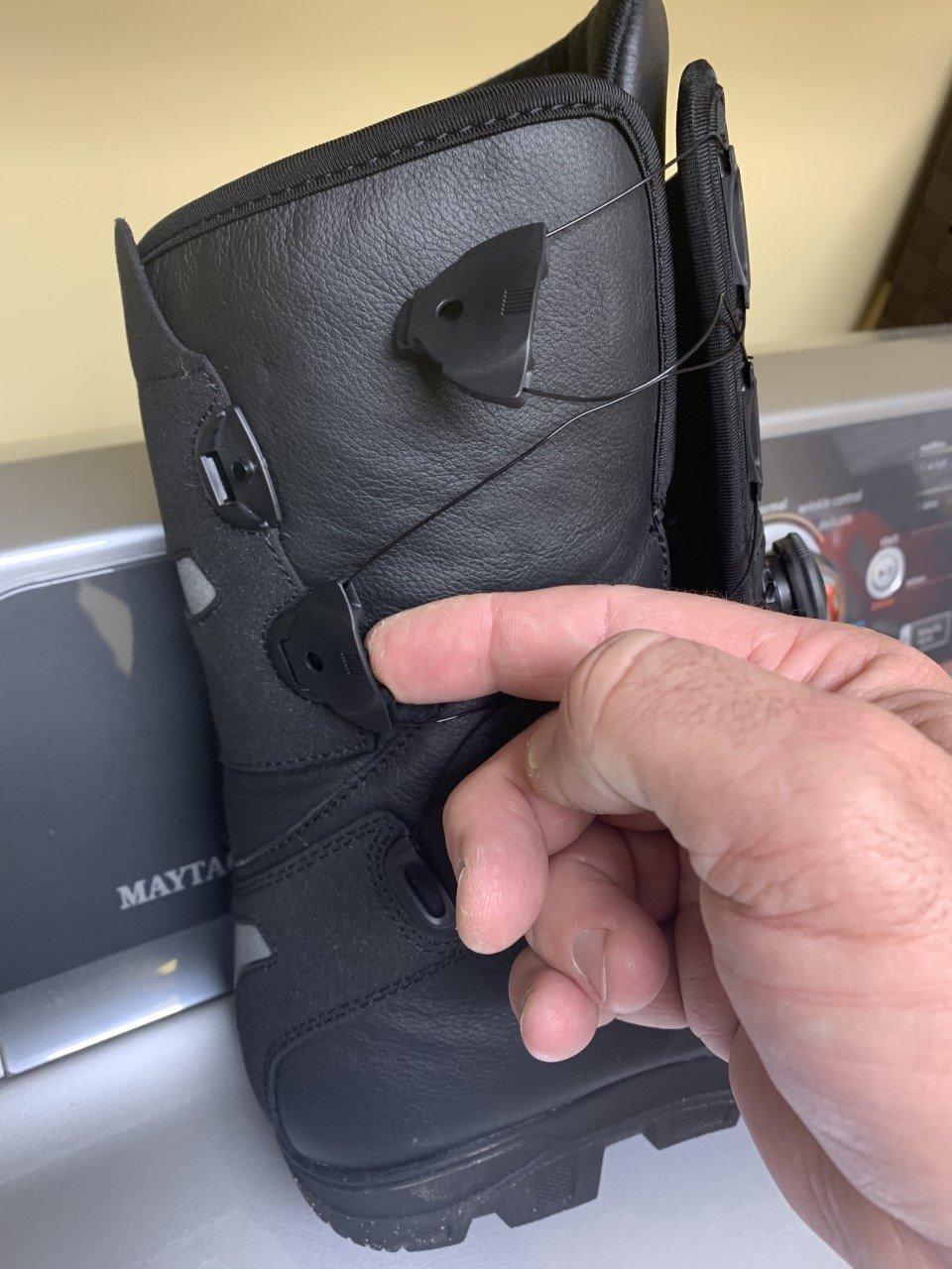 Lake MXZ400 Winter Cycling Boot - Waterproof Leather, Thinsulate Insulation - Black customer photo 2