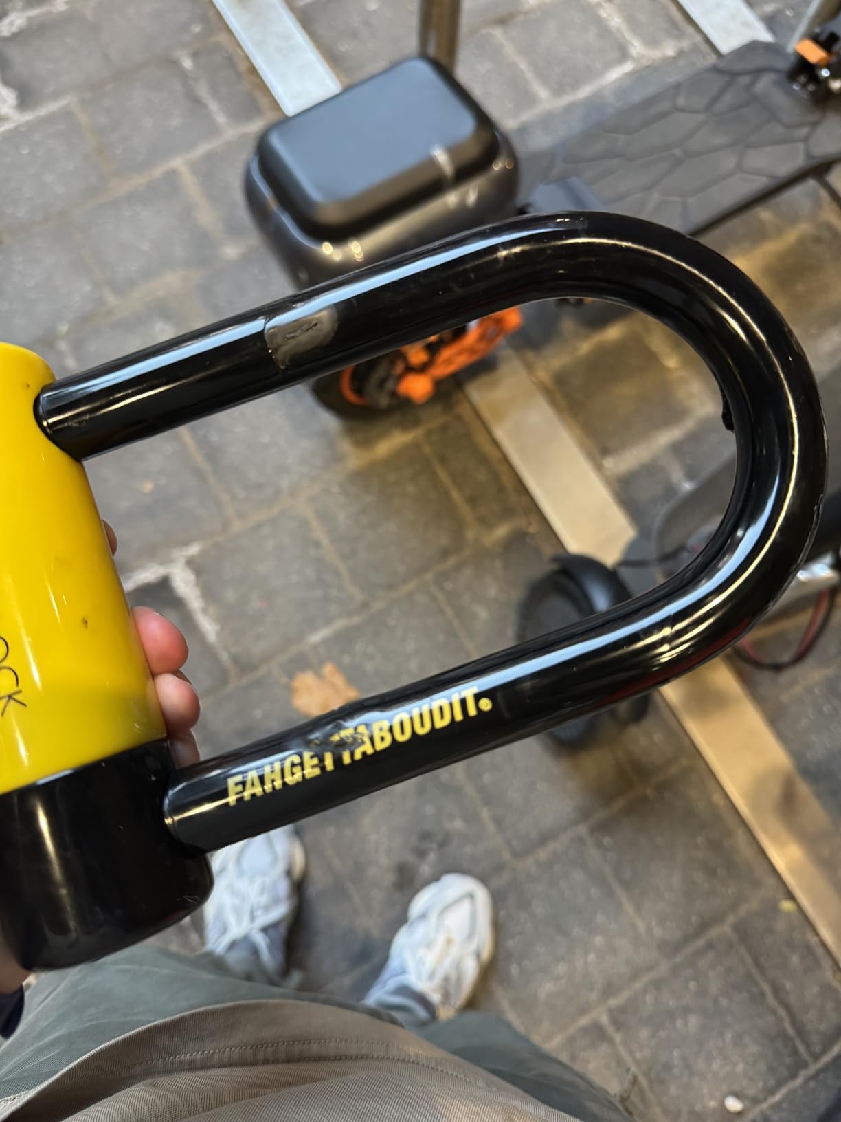 Kryptonite New York Fahgettaboutit Mini Bike U-Lock, Heavy Duty Anti-Theft Bicycle U Lock, 18mm Shackle with Keys, Ultimate Security Lock for Bicycles E-Bikes Scooters customer photo 2