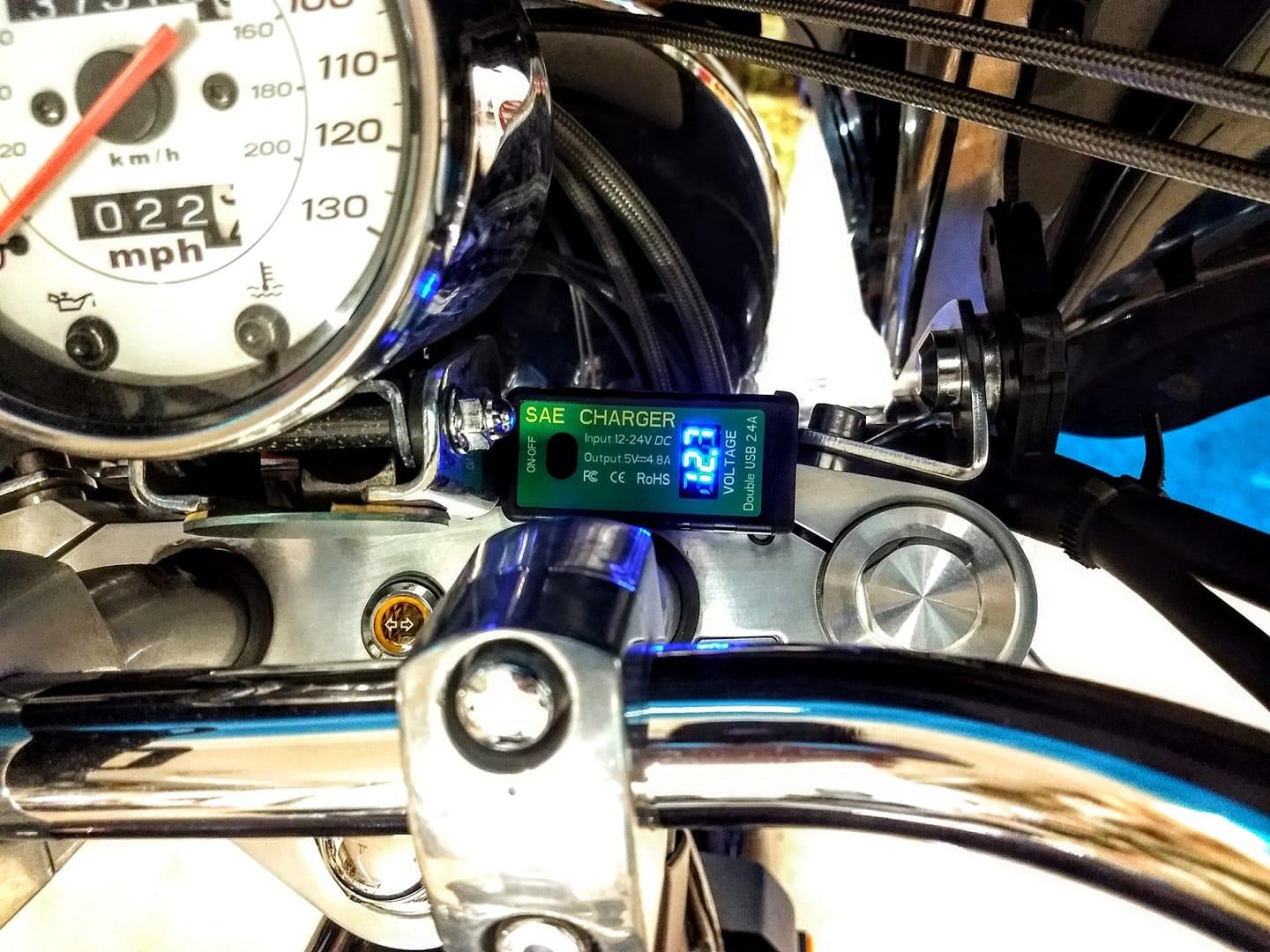 YONHAN Motorcycle Phone Charger Dual USB Type C PD & QC 3.0 | Motorcycle USB Charger Total 60W 6.8A SAE to USB Adapter with Voltmeter & ON/Off Switch Waterproof Accessories customer photo 2