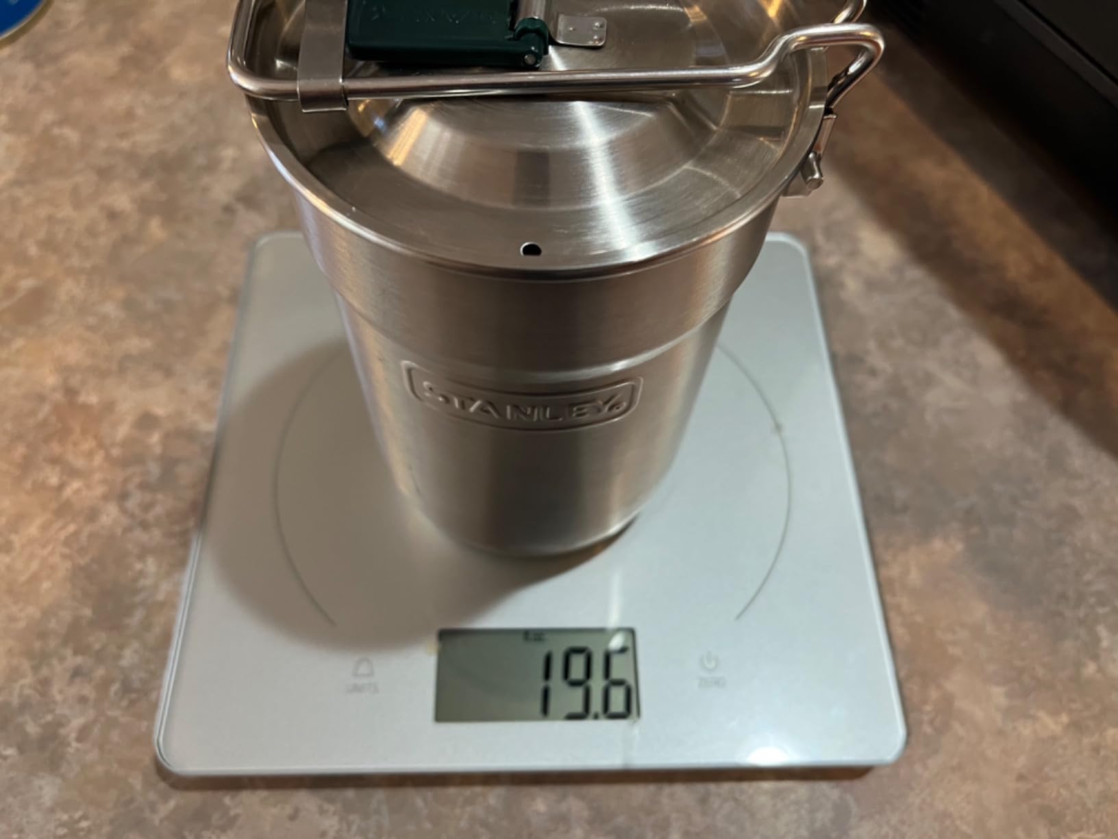 SOTO Amicus Stove with Igniter Camping Stove - Superior Under Windy Conditions, Shock Resistant, Low-cost With High-end Performance Stove customer photo 2