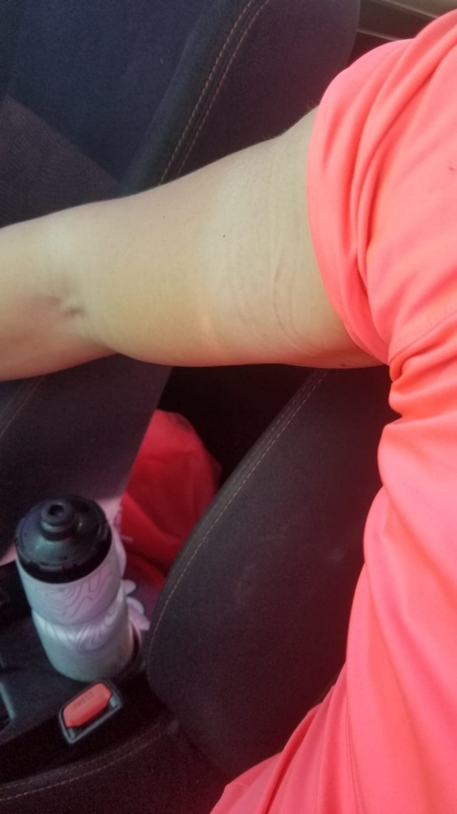 PEARL iZUMi Unisex Sun Arm Sleeves, Durable & Stretchy Sleeves For Sun Protection When Cycling, Running & more customer photo 2
