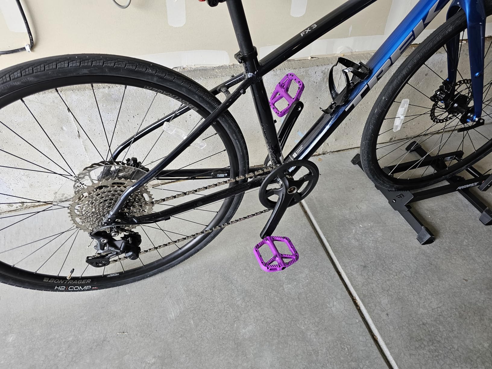 OneUp Components Composite Pedals - Lightweight, Durable Flat Bike Pedals for Mountain Bikes (MTB) customer photo 1