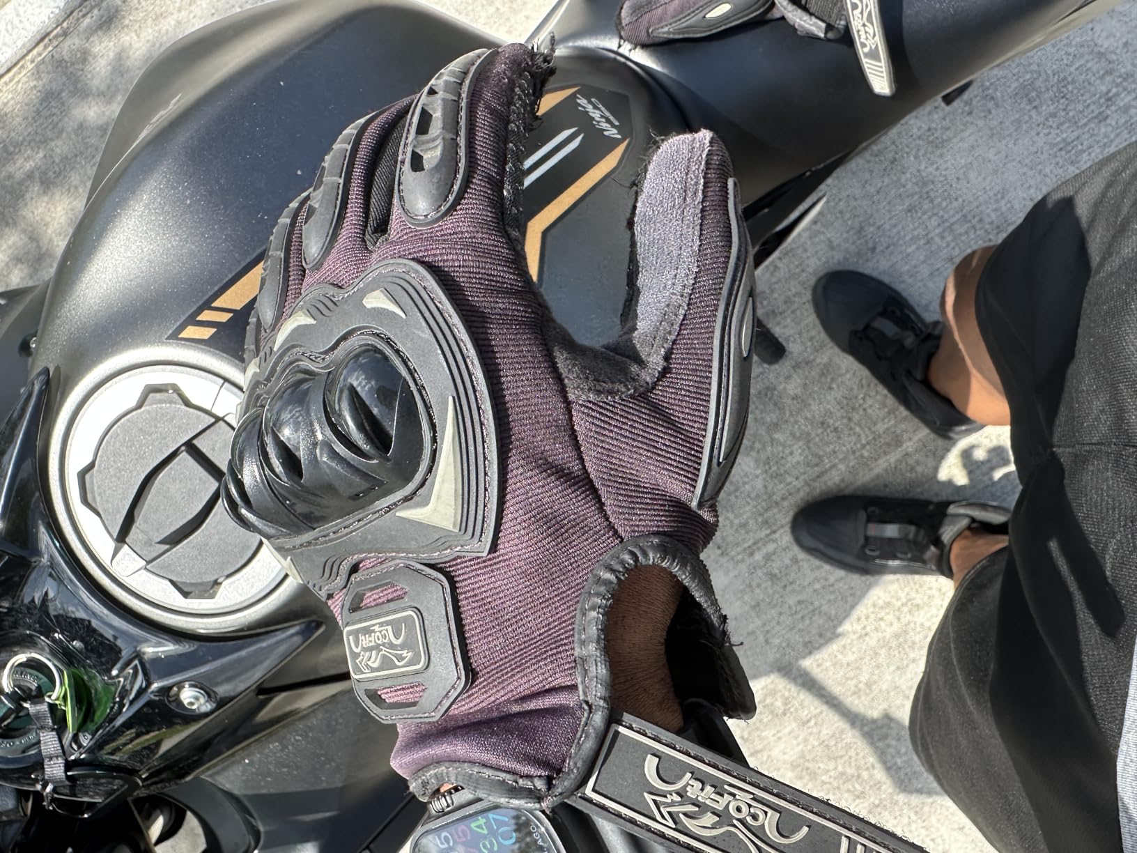 COFIT Motorcycle Gloves for Men and Women, Full Finger Touchscreen Motorbike Gloves for BMX ATV MTB Riding, Road Racing, Cycling, Climbing, Motocross - Black M customer photo 2