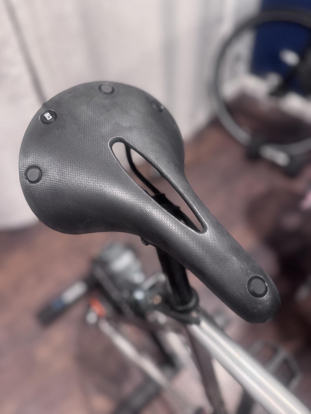 Brooks England Cambium C19 Carved, All-Weather, Waterproof Bike Saddle 184mm customer photo 1