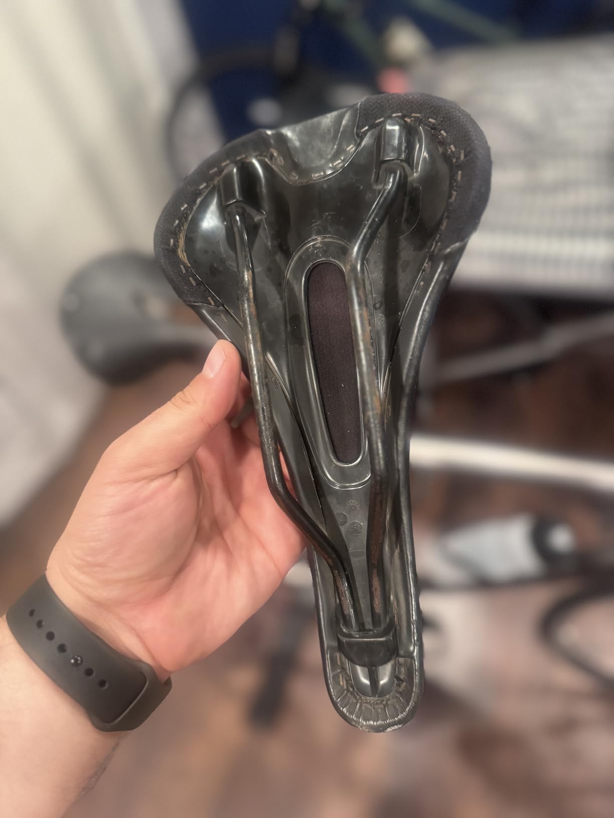 Brooks England Cambium C19 Carved, All-Weather, Waterproof Bike Saddle 184mm customer photo 2