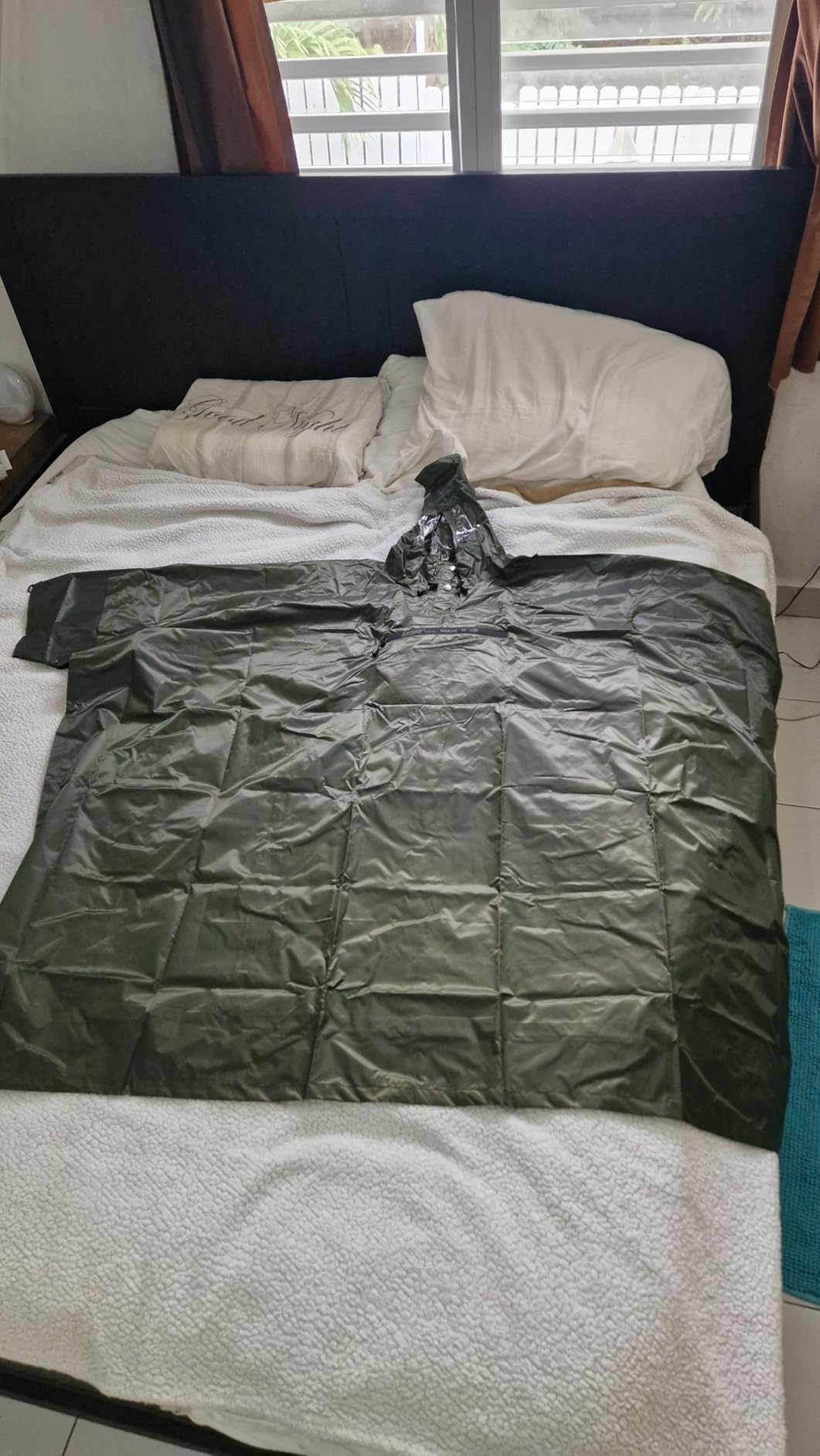 Andake Waterproof Rain Poncho for Adults Unisex, 230T Ripstop Polyester, Raincoat Gear with Transparent Viewing Window Outdoors customer photo 1