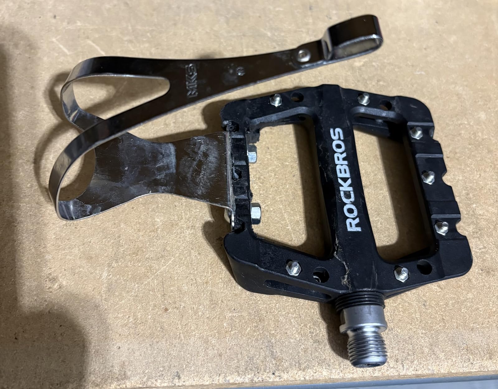 ROCKBROS Nylon Fiber Bike Pedals Lightweight Platform MTB BMX 9/16