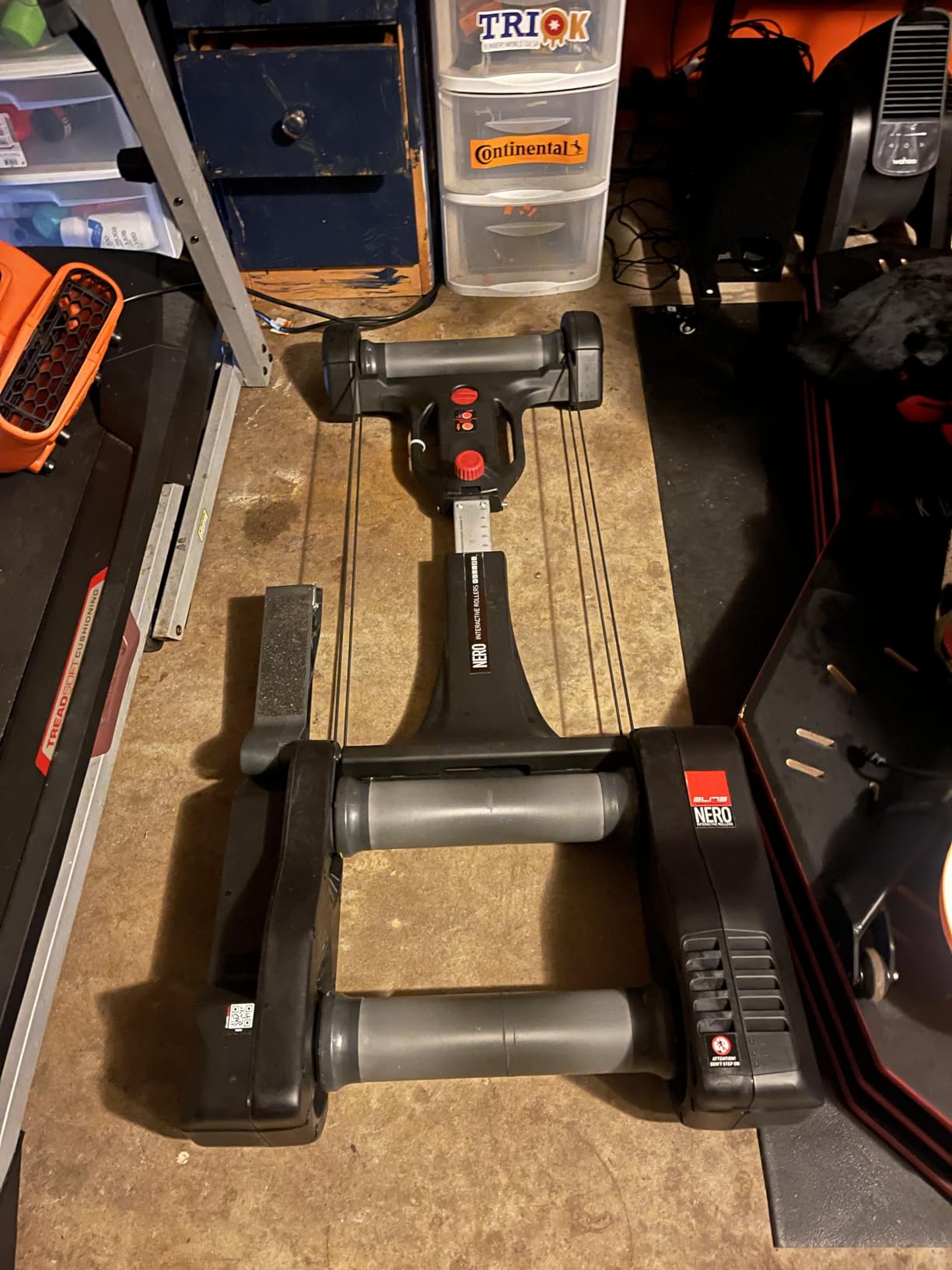 Elite Nero Interactive Roller - Smart Bike Trainer with Dual Flywheels, 7% Gradient Simulation, ANT+ & Bluetooth Connectivity, My E-Training 12-Month Subscription, Realistic Indoor Cycling Experience customer photo 1