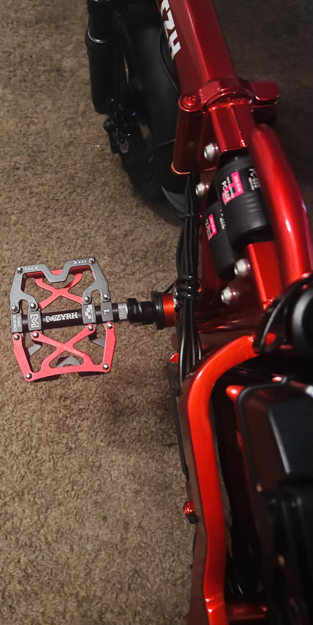 MZYRH Mountain Bike Pedals, Ultra Strong Colorful CNC Machined 9/16