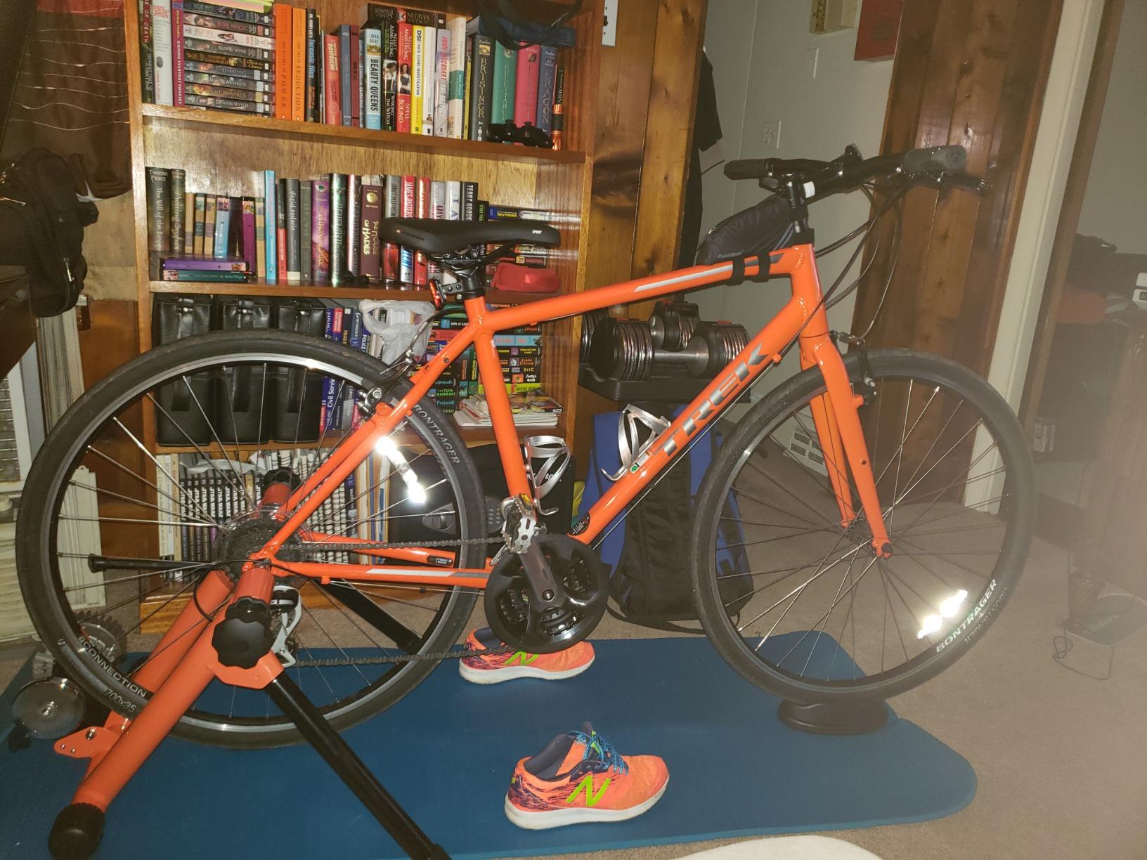 Fluid Bike Trainer, Pro Indoor Bicycle Training Stand customer photo 1