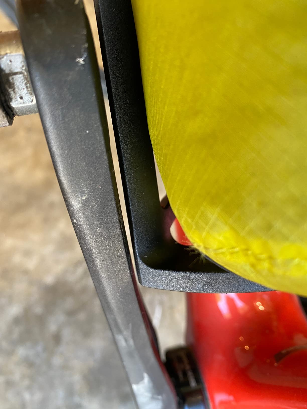 Topeak VersaCage Adventure Cage - Adjustable Mounting System with VersaMount Clamps & Straps for DryBags, Sleeping Bags, or Round Gear - Fits Frames & Forks 20-60mm customer photo 2