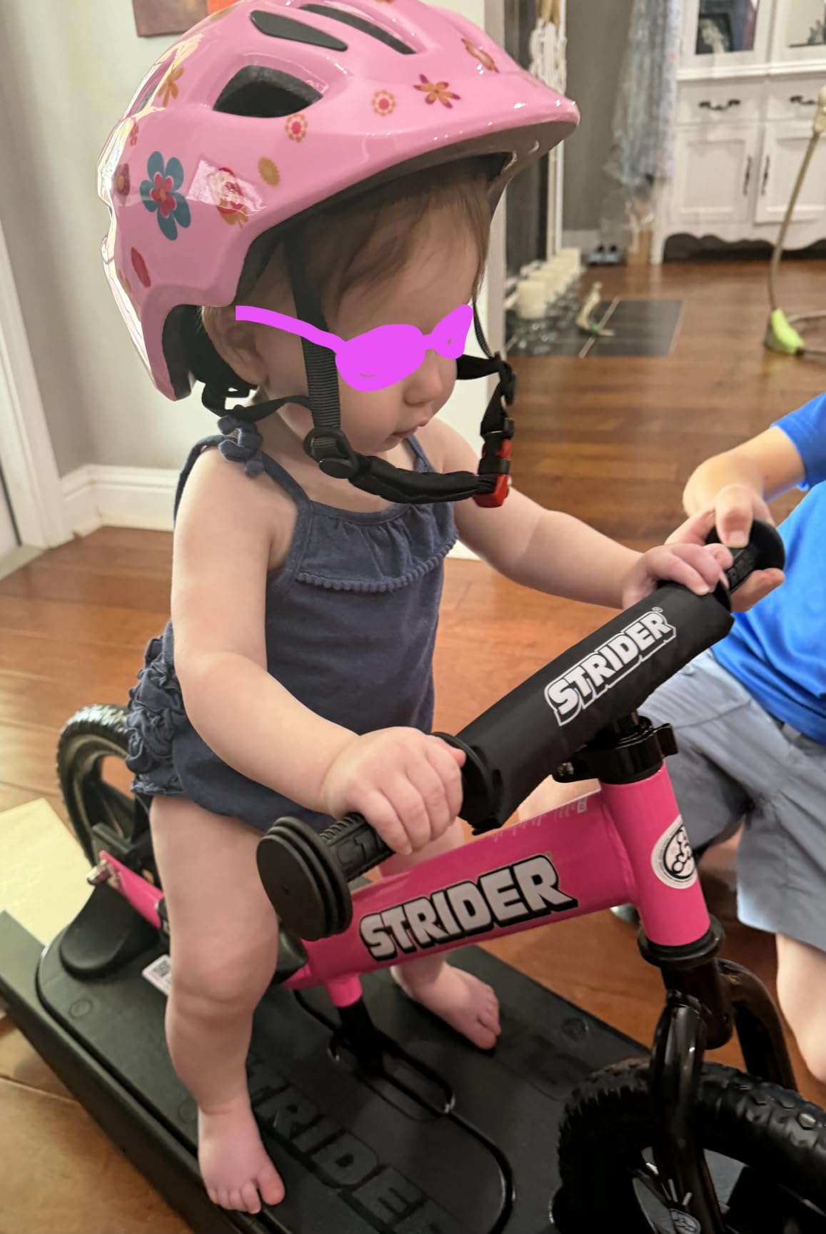 Strider Sport 2-in-1 Rocking Bike - Helps Teach Baby How to Ride a Balance Bicycle - for Kids 6 Months to 4 Years - Easy Assembly, Tool-Free Adjustments customer photo 1