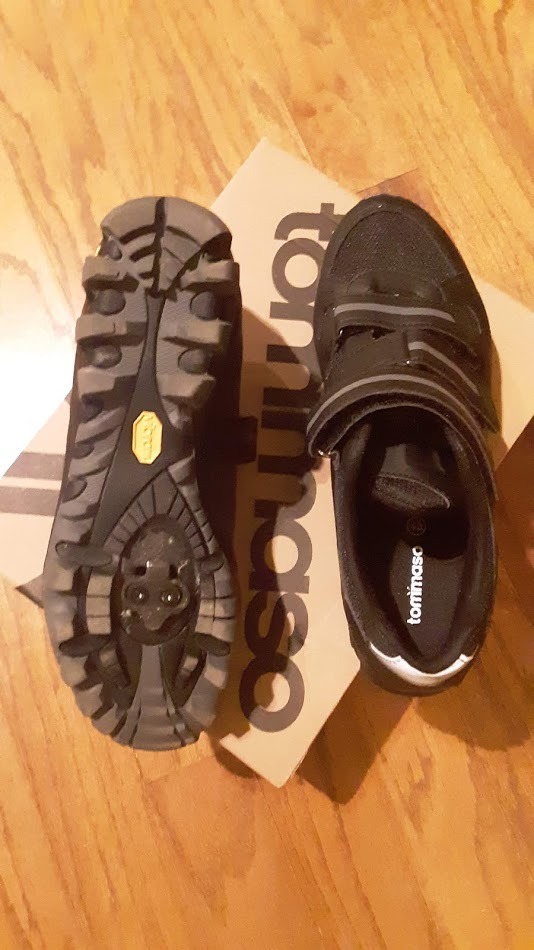 Mens Cycling Shoes - SPD Compatible Outdoor, MTB, Gravel & Mountain Bike Shoes - Walkable Design - Cleats Not Included customer photo 1