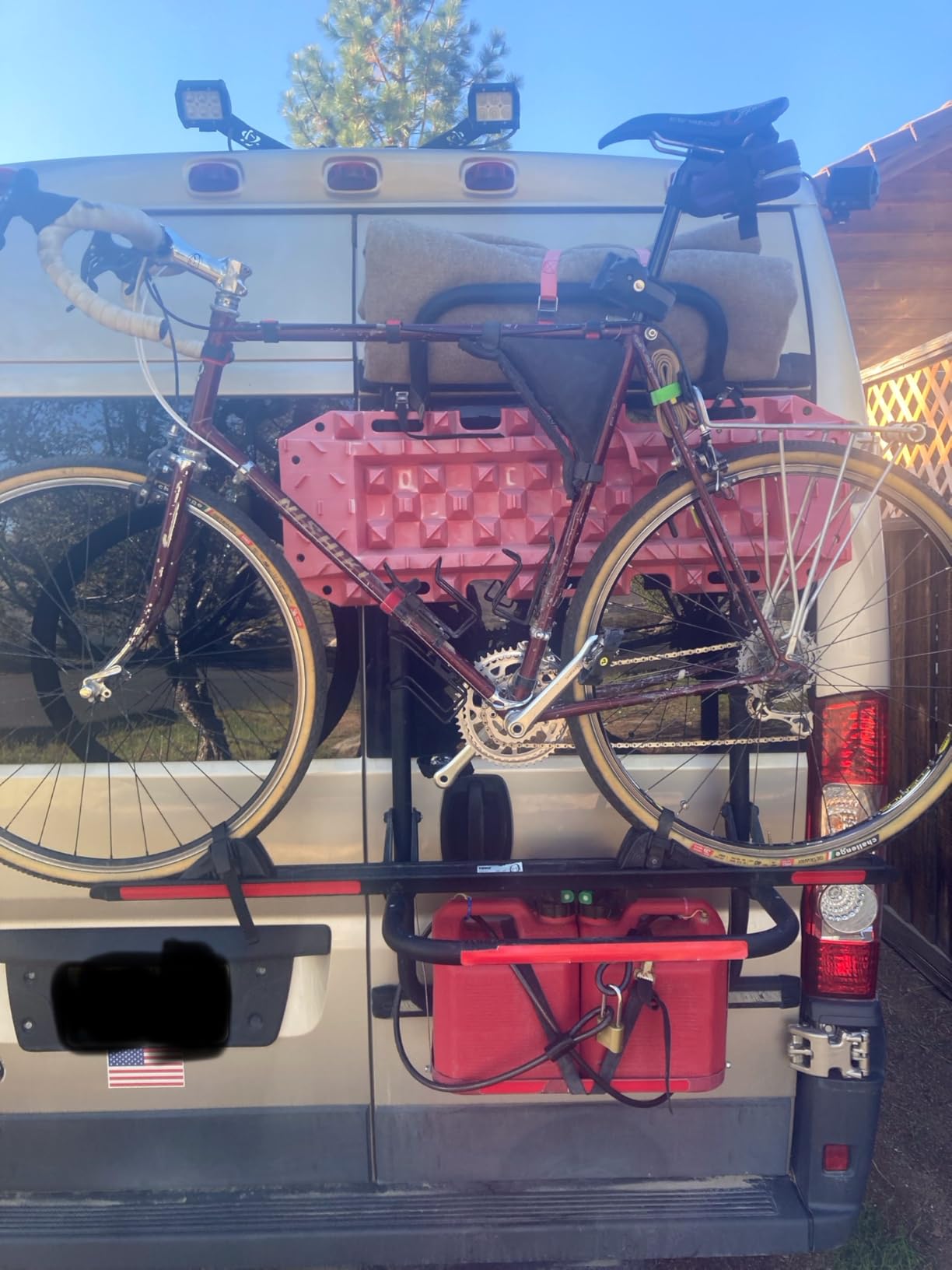 Thule Elite Van XT Bike Rack customer photo 1