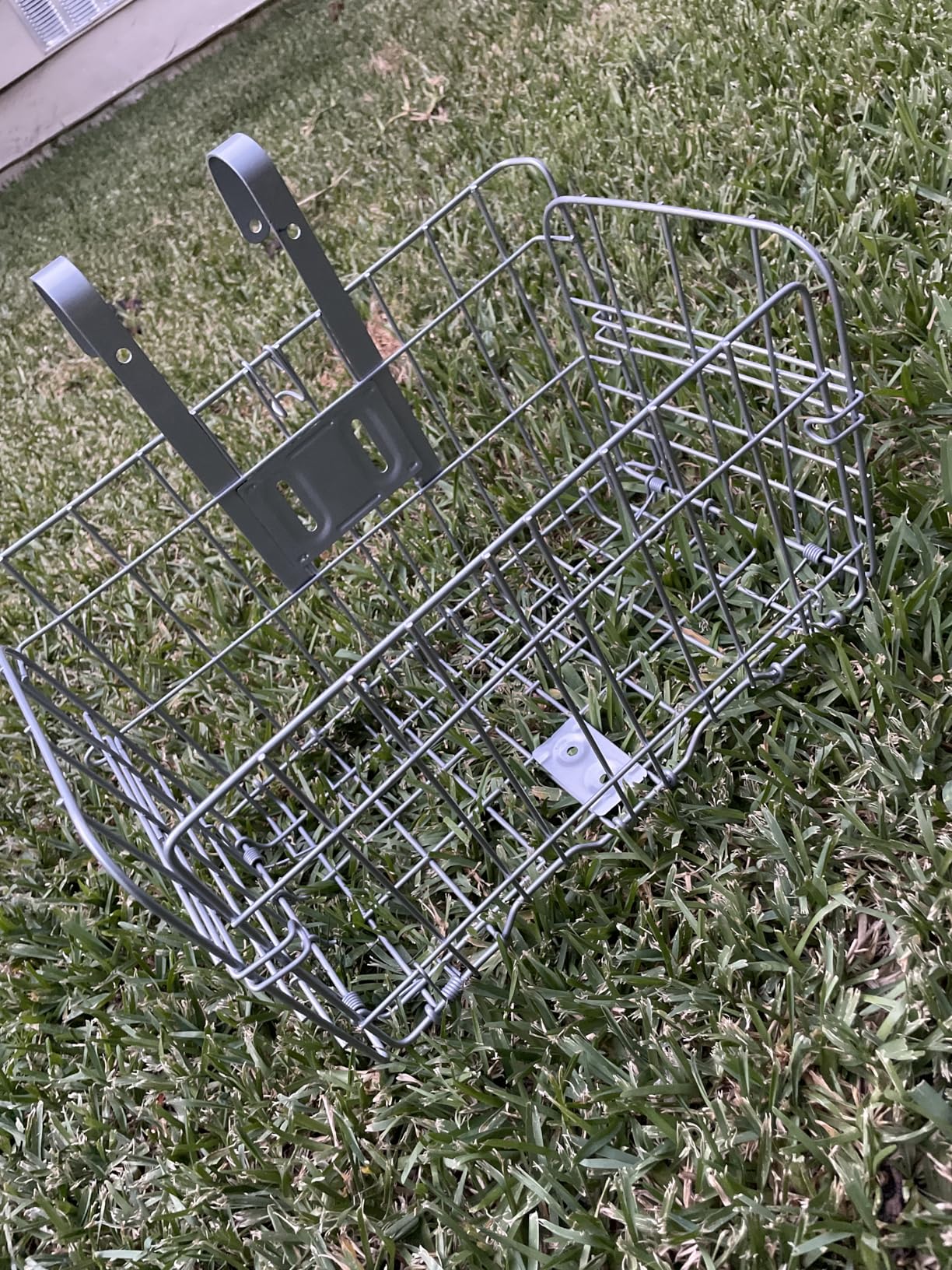 Folding Bike Front Basket Bicycle Wire Basket with Handles Easy Installation on Front Handlebar customer photo 2