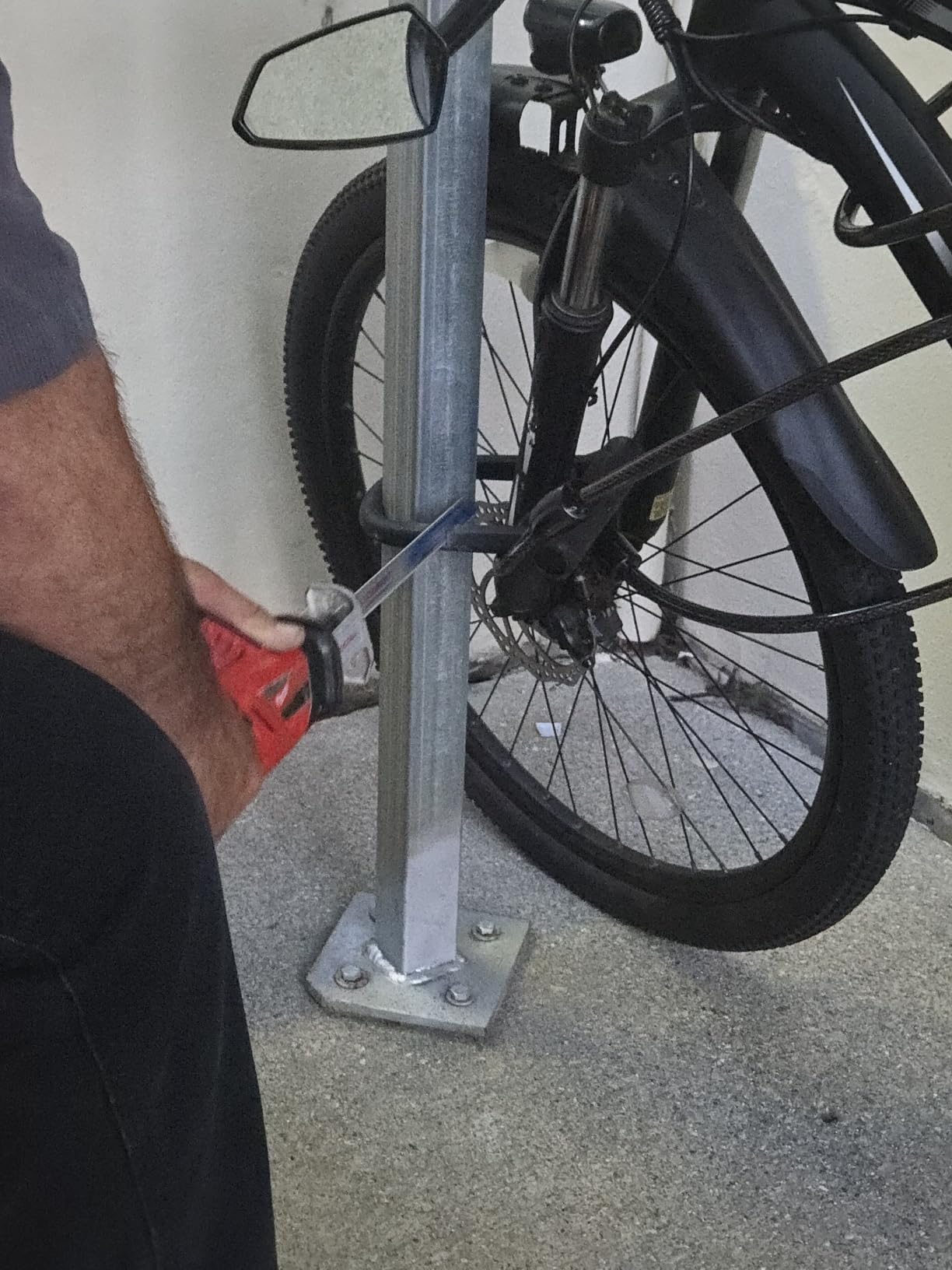 Sportneer Bike Lock: Heavy Duty Anti Theft Bike U Lock with 5ft Security Steel Cable customer photo 2
