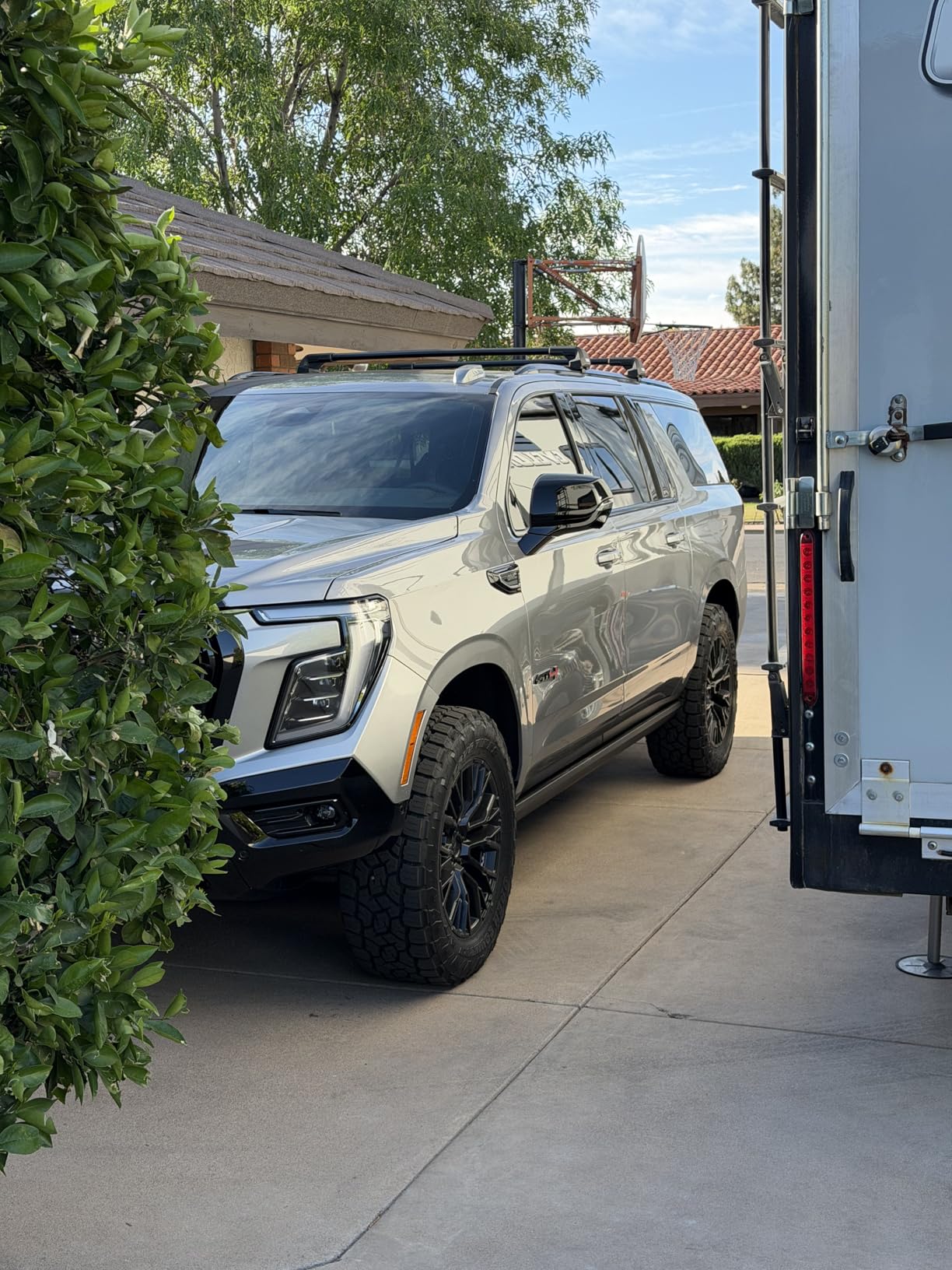 Thule Wingbar Edge Roof Bar - Aerodynamic Flush-Mount Crossbar customer photo 1
