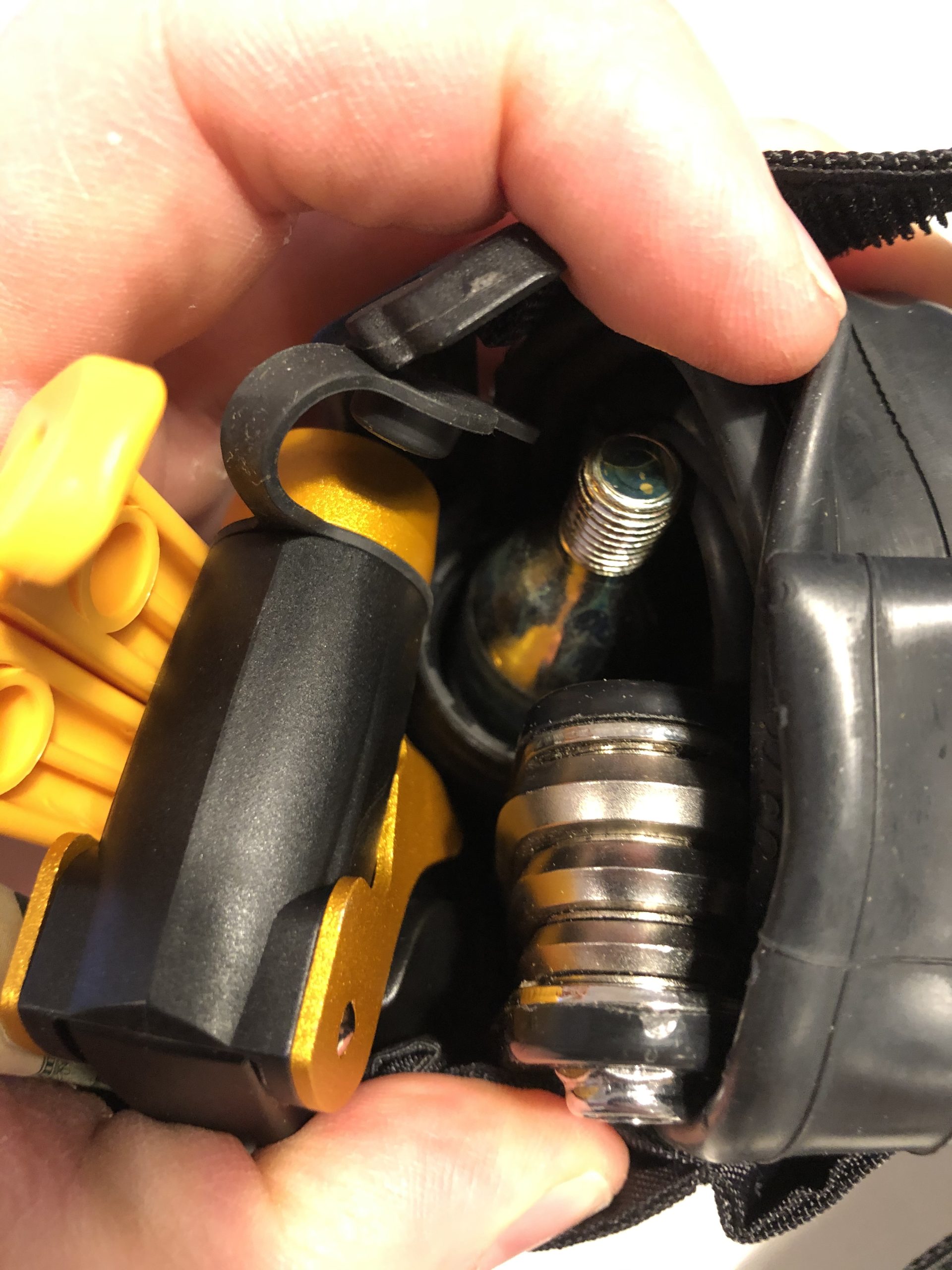 CO2 Bike Tire Inflator Pump Kit - Portable Emergency Mini Inflator with 16g Cartridge, Trigger Control, Presta & Schrader Compatible for Road, MTB & E-Bikes - 3-Second Inflation (See Video) customer photo 1