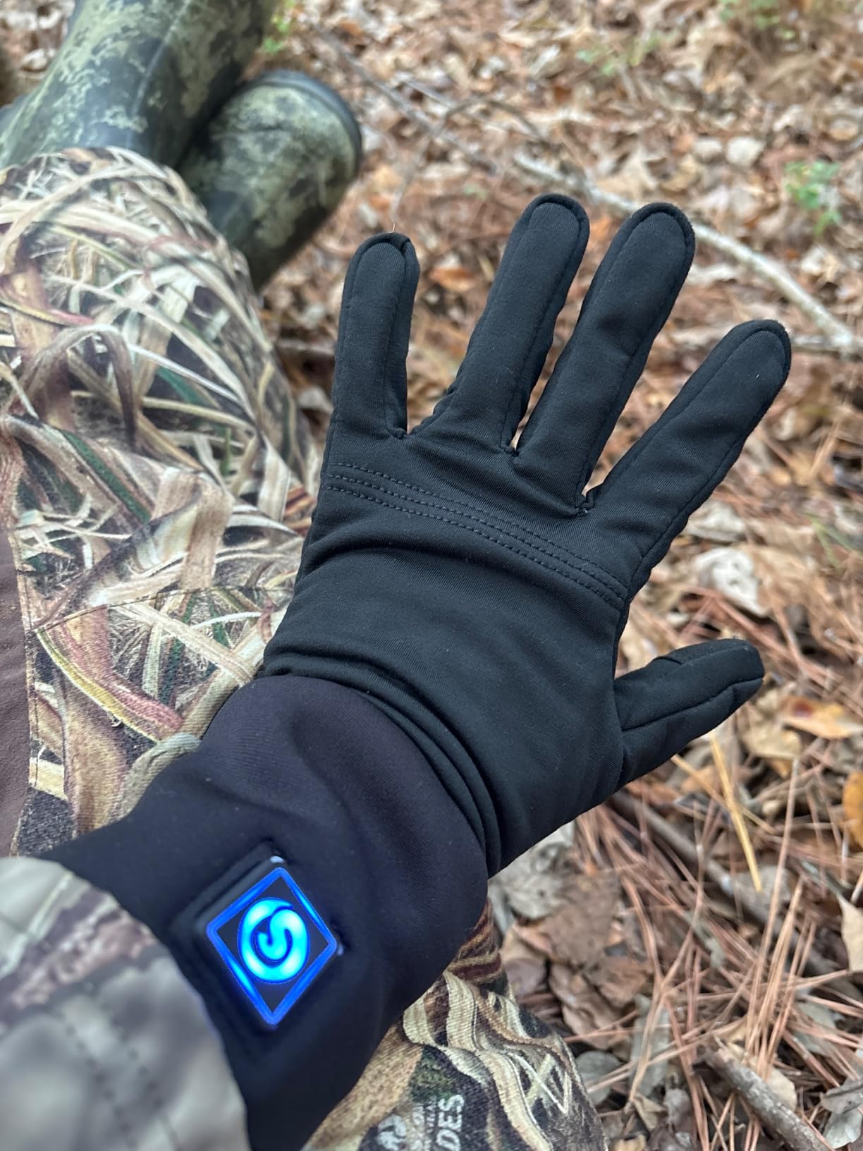 SAVIOR HEAT Heated Glove Liners for Men Women, Rechargeable Battery Electric Heated Gloves, Winter Warm Glove Liners, Thin Gloves Riding Ski Snowboarding Hiking Cycling Hand Warmers customer photo 1