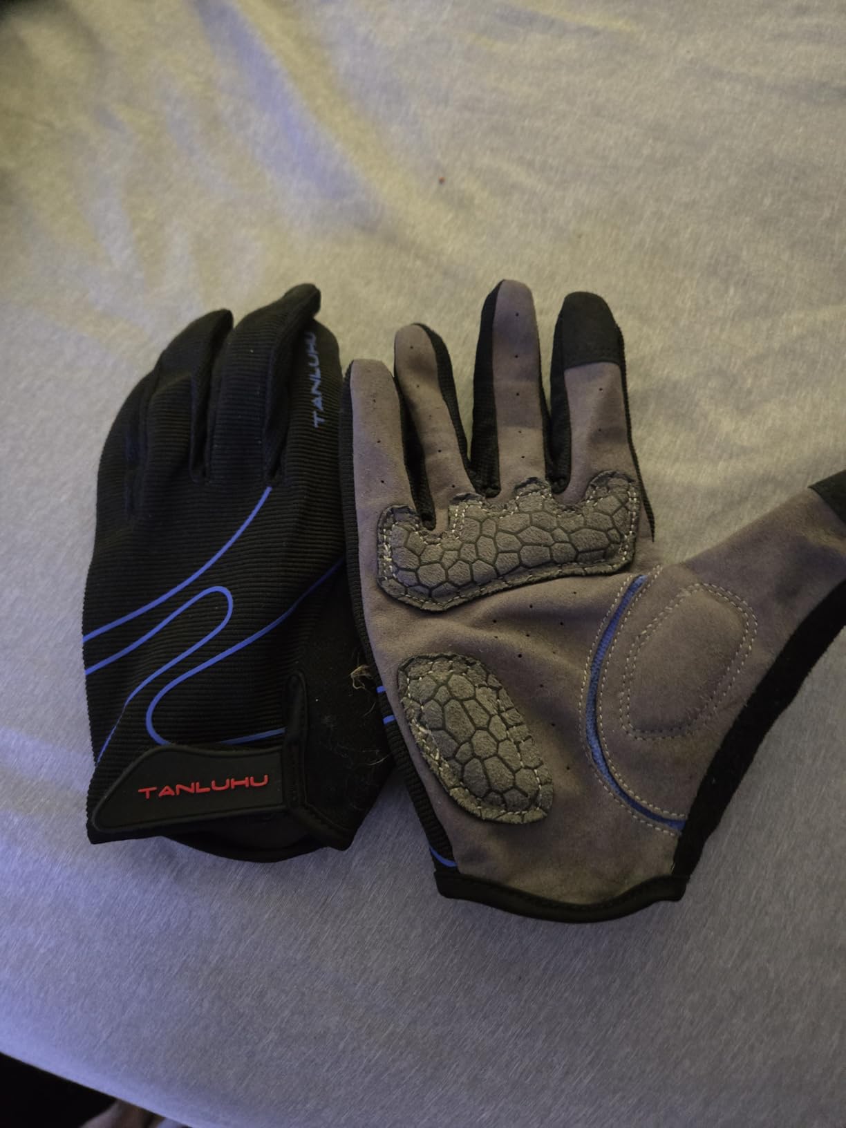 Cycling Gloves Mountain Bike Gloves Biking Gloves for Men Women Outdoor Full Finger Workout Gloves Touch Screen Anti-Slip Shock-Absorbing MTB Gloves Road Bicycle Gloves customer photo 1