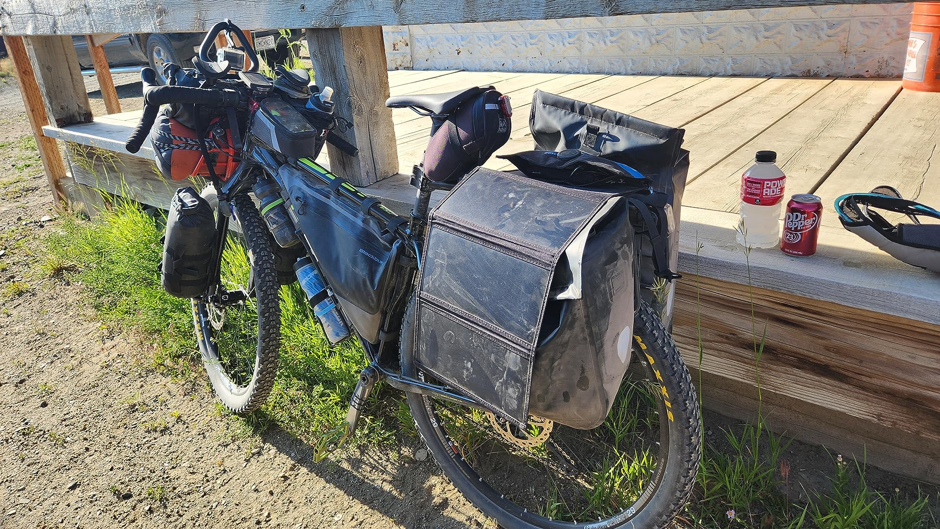 GORIX Bike Multipurpose Cage + Waterproof Bag Set Bottlecage Frontfork Large Cage (Global Edition) (GORICAGE) customer photo 2