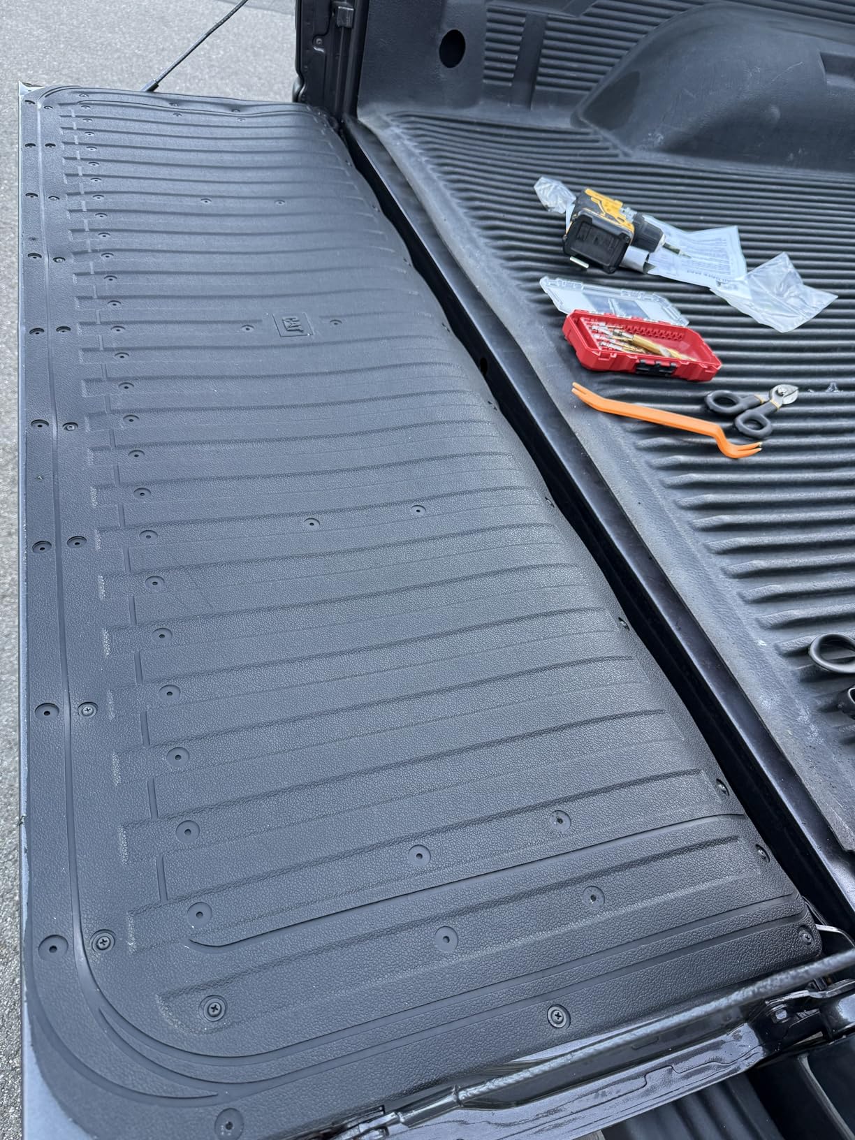 Cat Ultra Tough Heavy Duty Truck Tailgate Mat/Pad/Protector - Universal Trim-to-Fit Extra-Thick Rubber for All Pickup Trucks 62