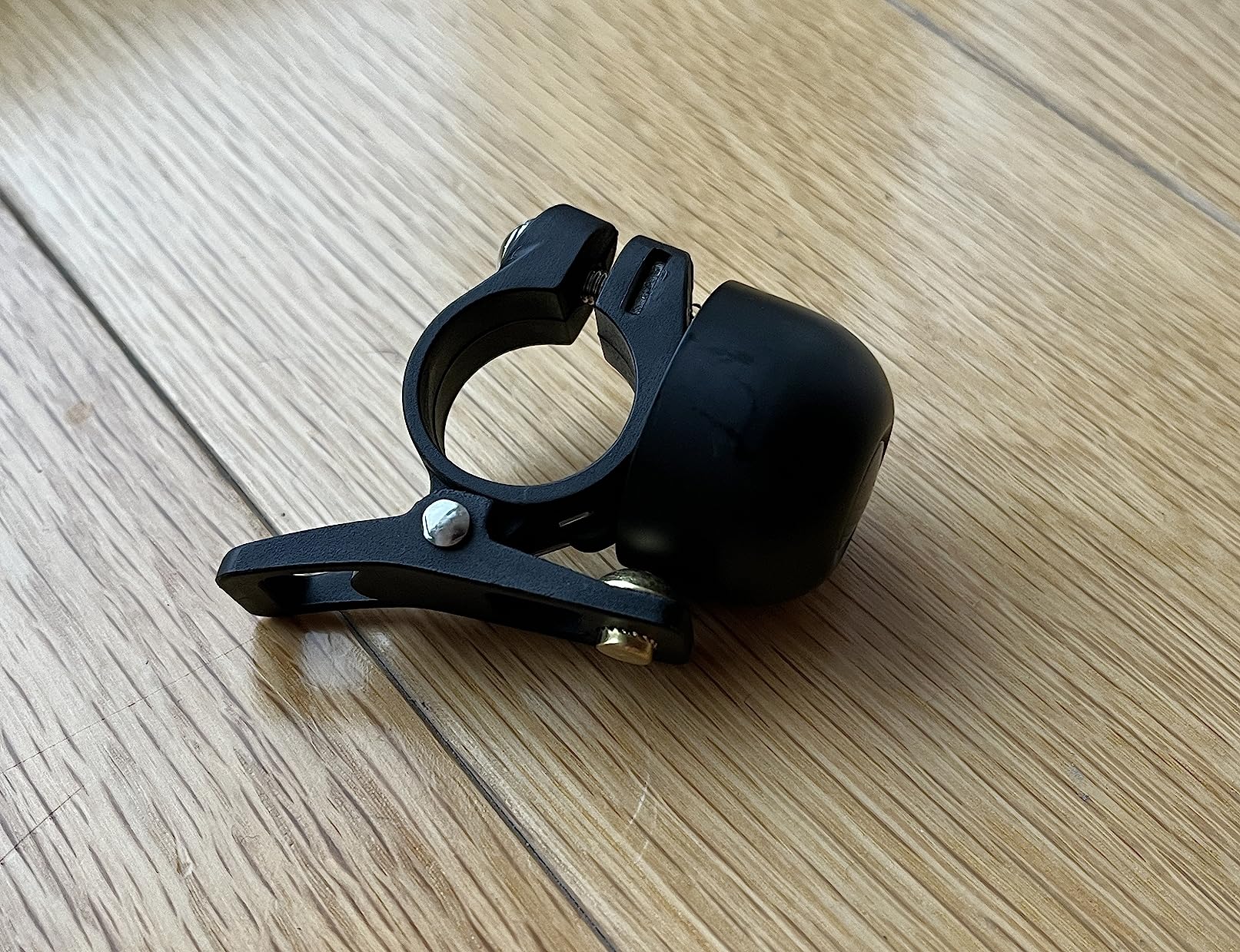 Cycle Torch Bike Bell for Adults & Kids, Super Loud up to 103 Decibels, Bicycle Bell for Handlebars 0.8 to 0.9 in Handlebars, Installation Key Included customer photo 2