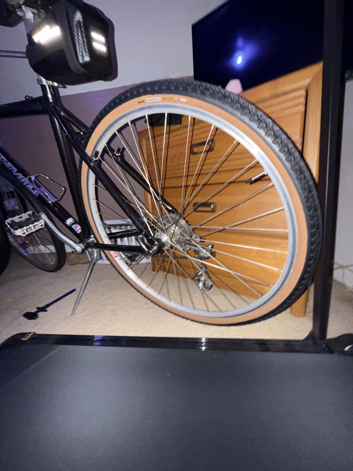 Maxxis Rambler | Dual Compound - EXO | Tubeless Gravel Tire | Ramped Center Tread Rolls Fast on Hardpack, EXO Cut/Abrasion Protection, Tubeless Ready, 120 TPI Casing customer photo 1