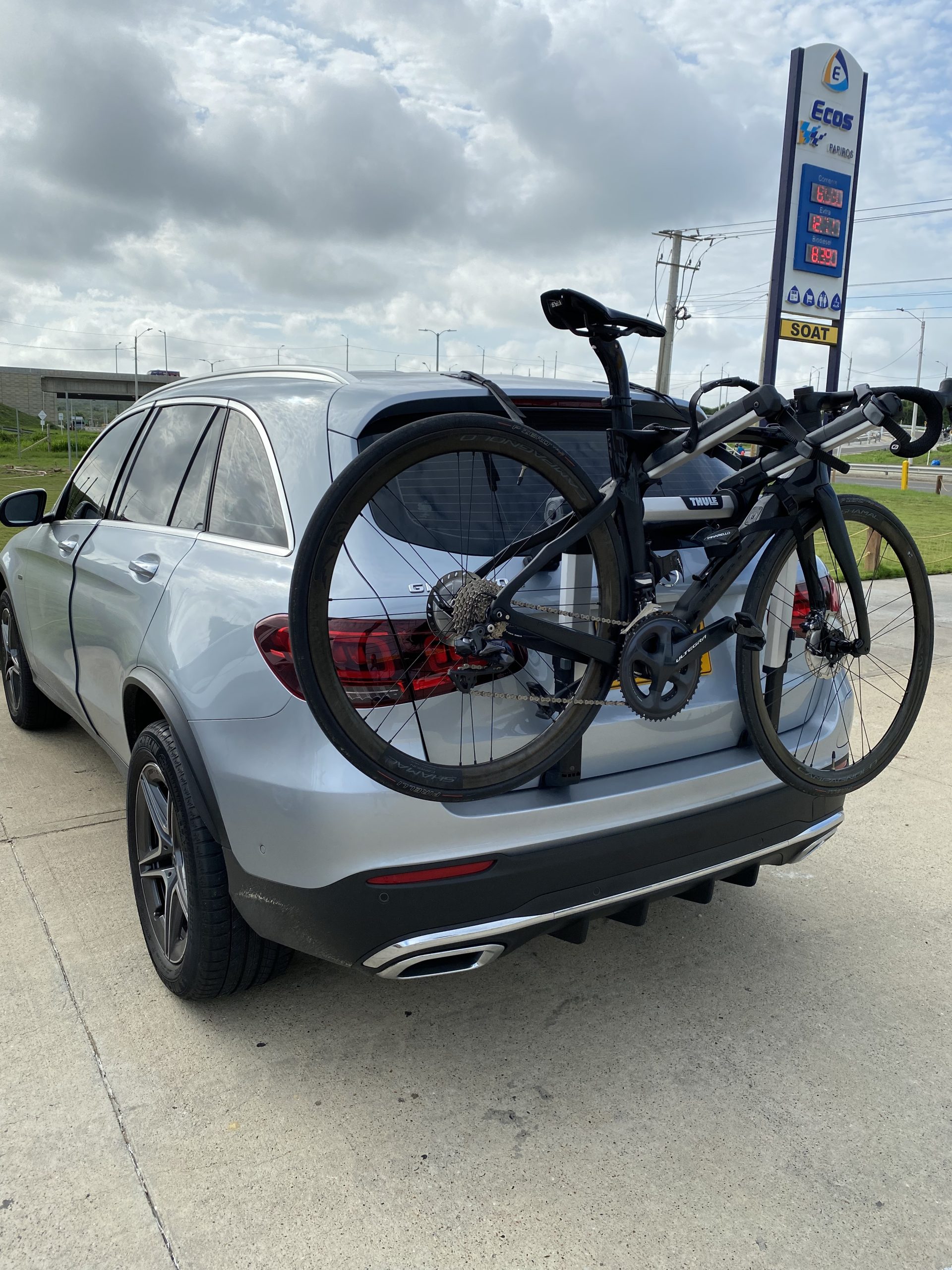Thule Outway Trunk Mount Bike Rack customer photo 1