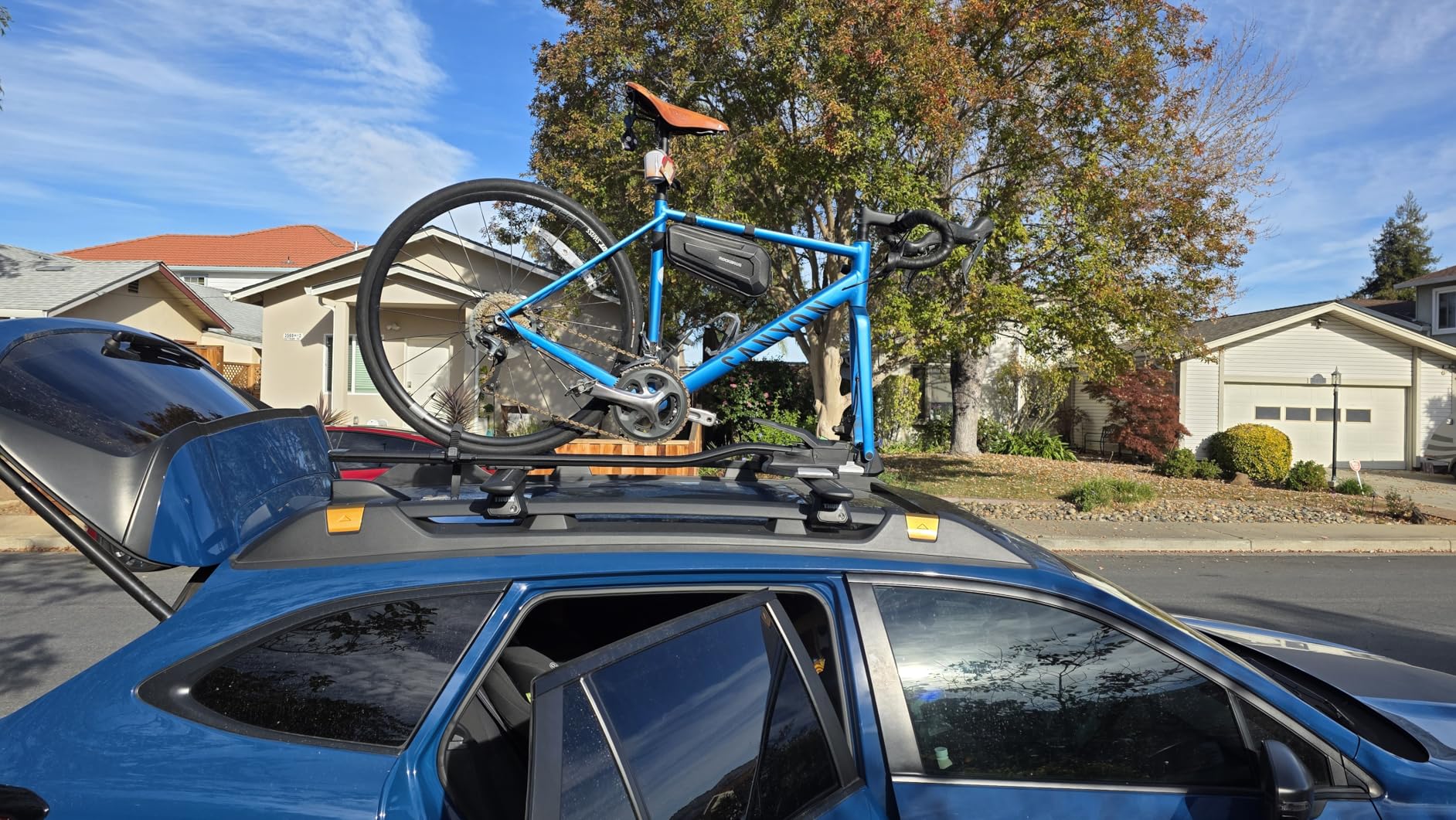 Thule TopRide Roof Mounted Bike Rack customer photo 1