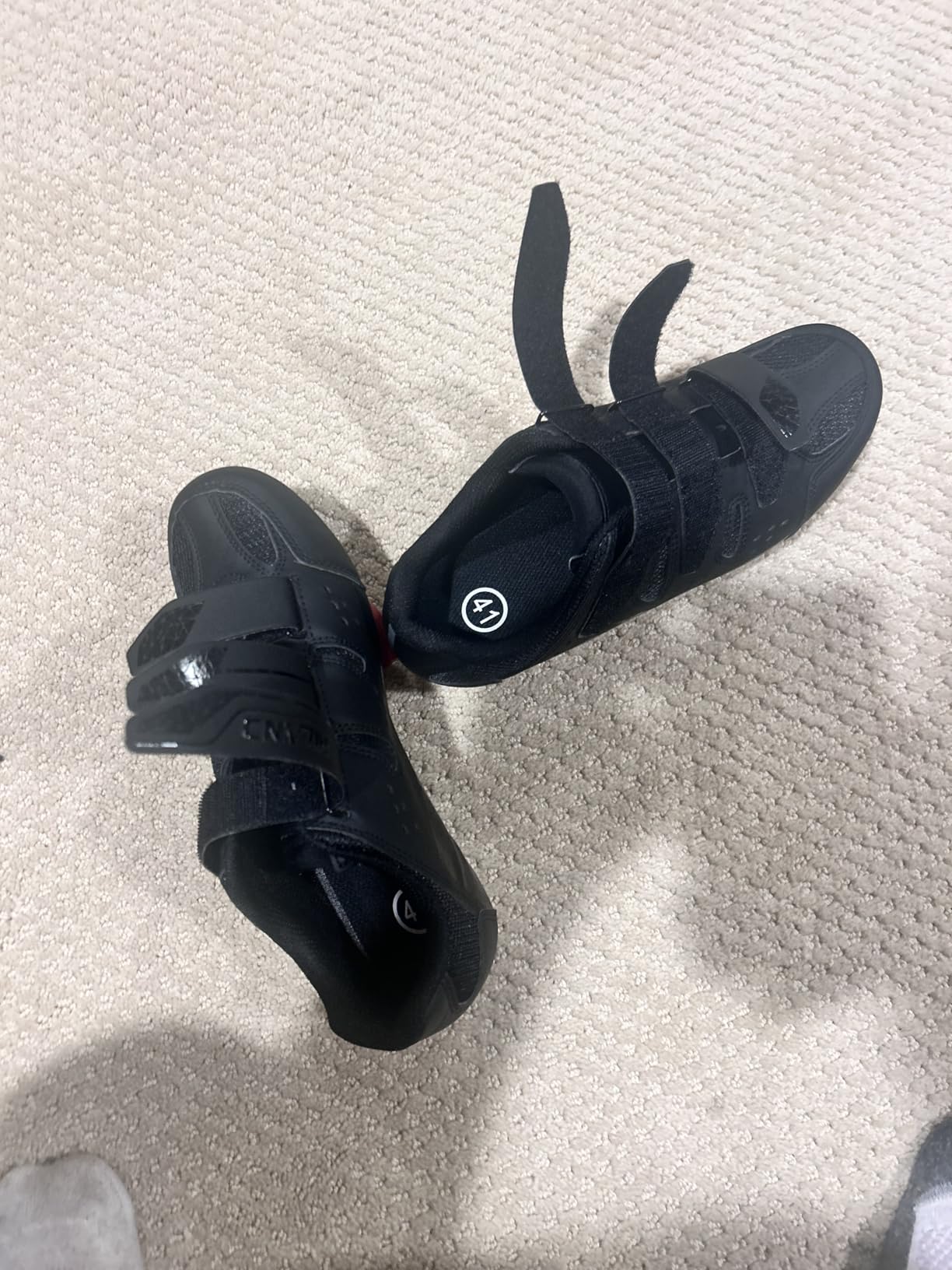 Hiland Unisex Wide Cycling Shoes Compatible with Peloton & Look Delta/SPD Cleats-3 Straps-Clip in Road/Mountain/Indoor Bike Shoes for Mens and Womens customer photo 1