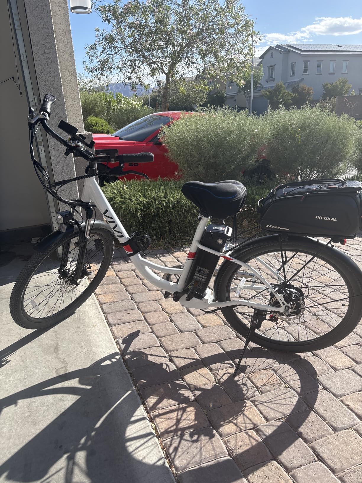 Vivi Electric Bike for Adults 500W Peak Ebike with Removable Battery, 26'' Electric Commuter Bike 20 MPH & 50 Miles Adult Electric Bicycles with Cruise Control, LCD Display, SGS Certified to UL2849 customer photo 1