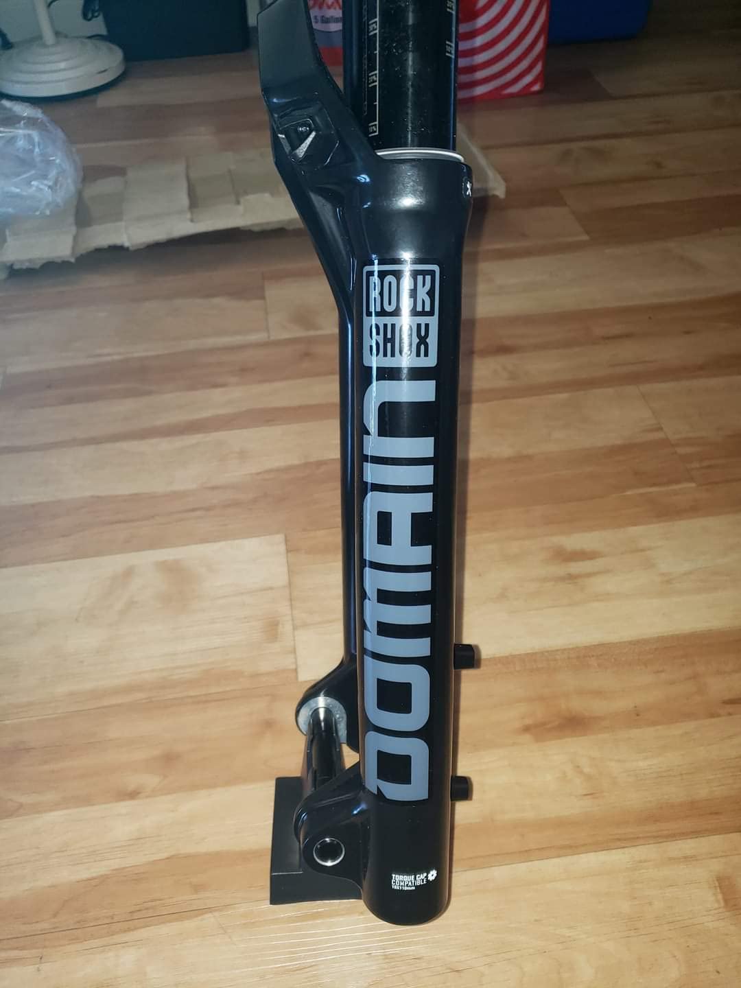 RockShox Domain RC Suspension Fork - 27.5