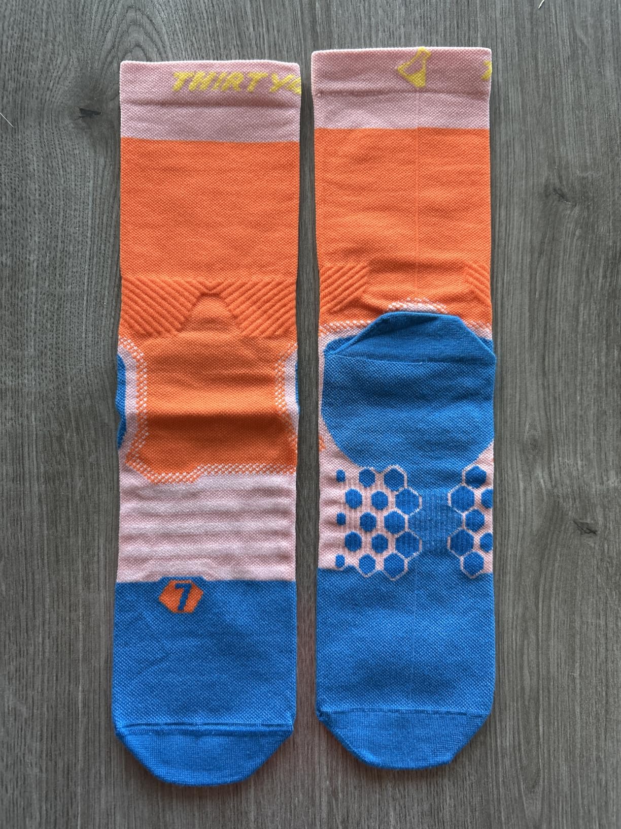 Cycling Socks with S.Café Fabric, Odor Resistant, UV Protection, Quick Drying customer photo 1