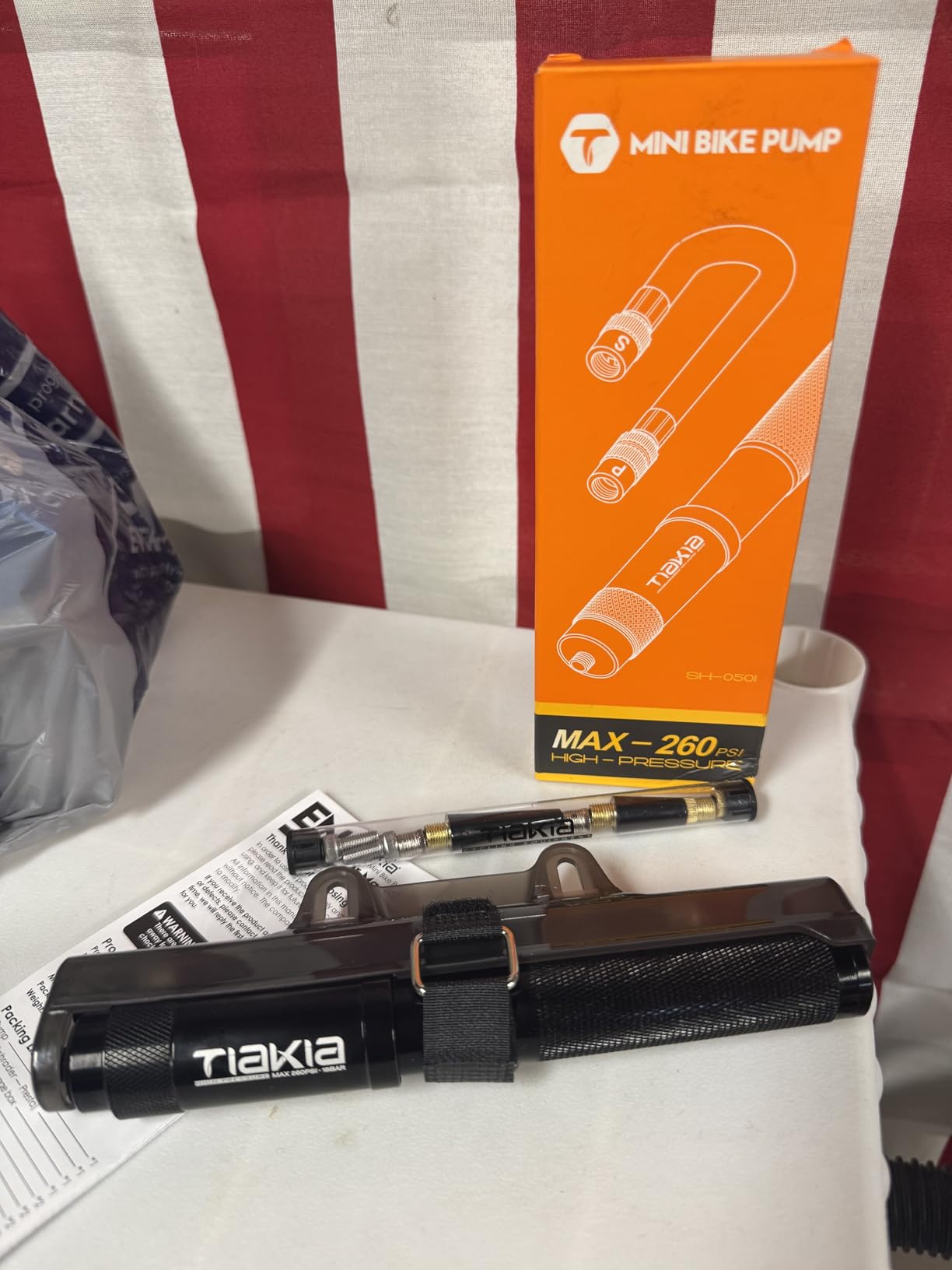 Tiakia Mini Bike Pump, 260PSI High Pressure Hand Pump for Road Bikes customer photo 1