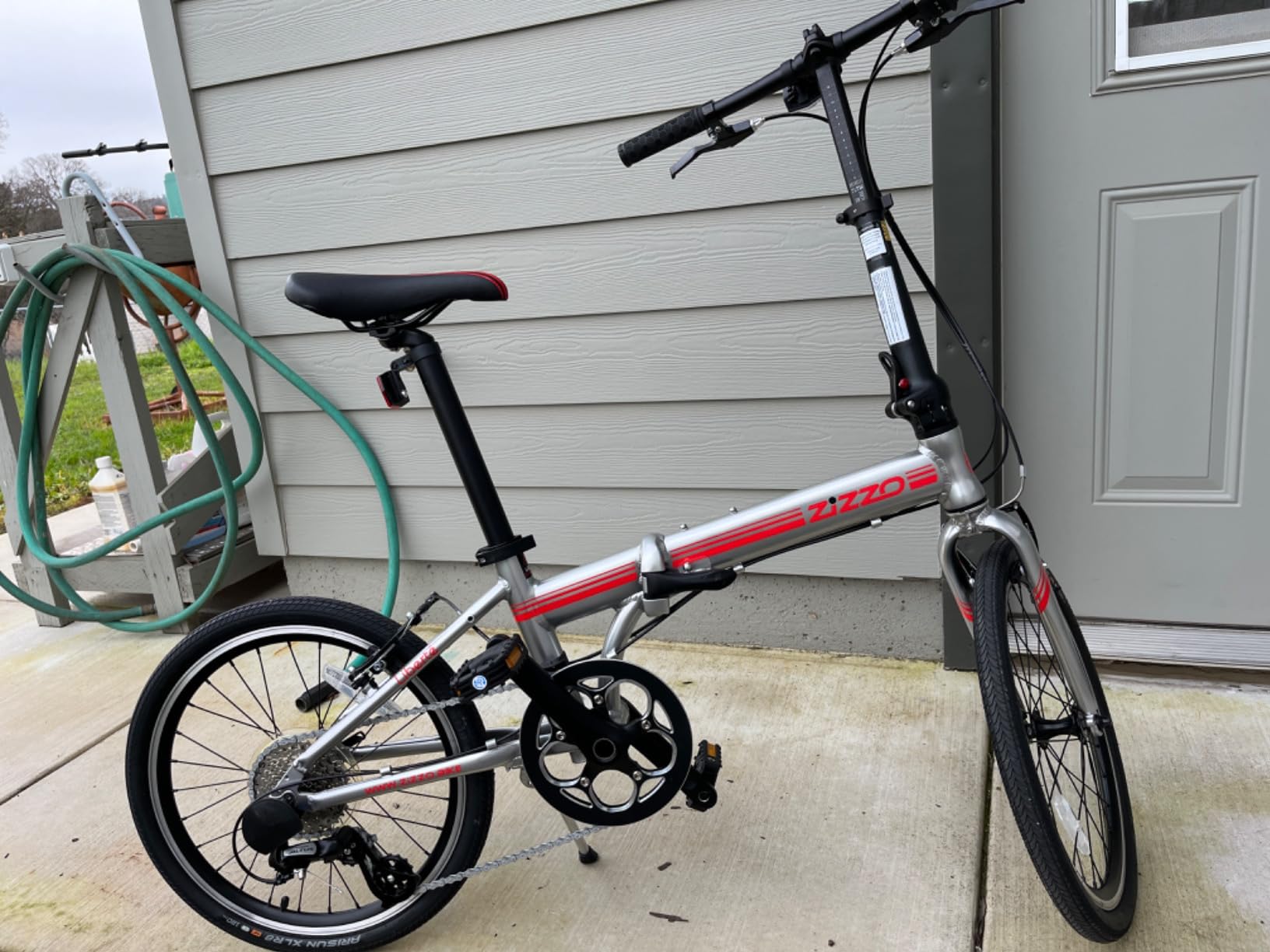 ZiZZO Liberte Plus 23 lb Lightweight Aluminum Alloy 20-Inch 8-Speed Folding Bicycle with Quick Release Wheels customer photo 1