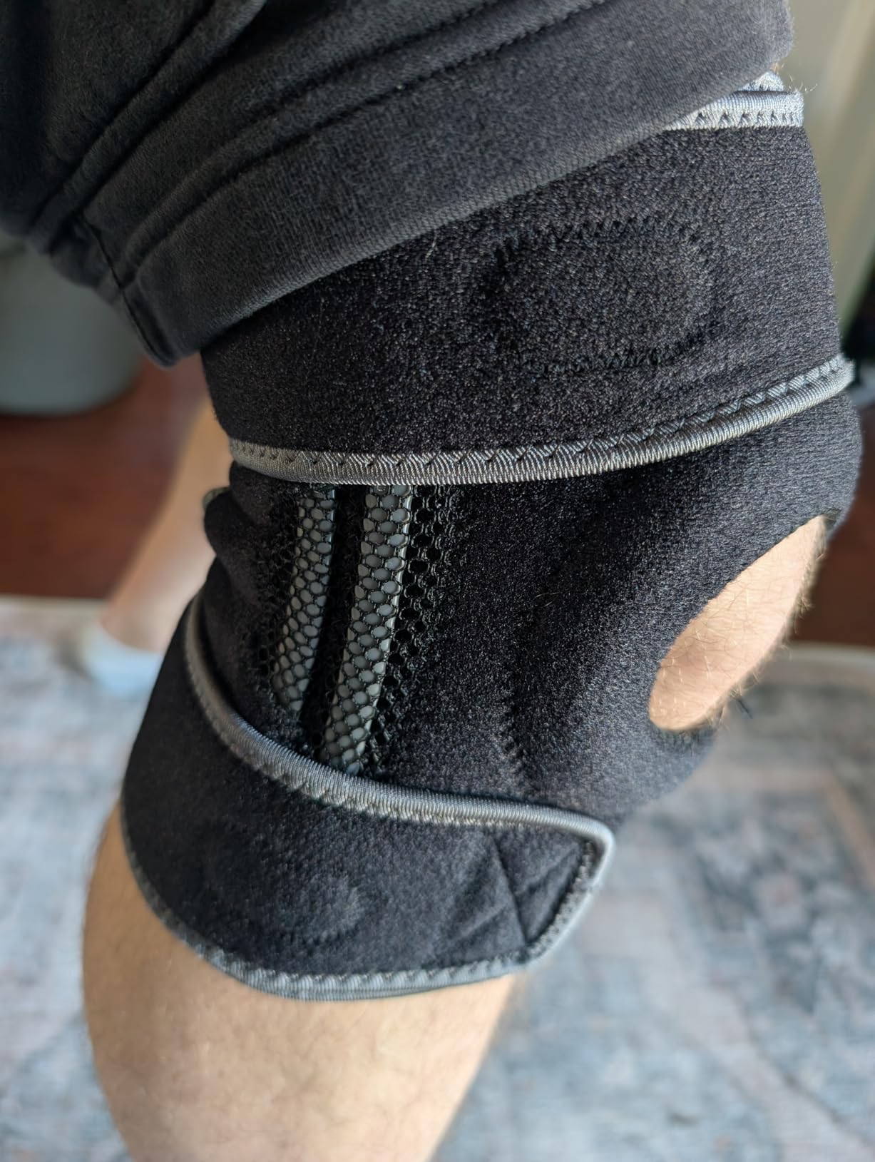 DR. BRACE ELITE Knee Brace with Side Stabilizers & Patella Gel Pads for Maximum Knee Pain Support and fast recovery for men and women customer photo 2